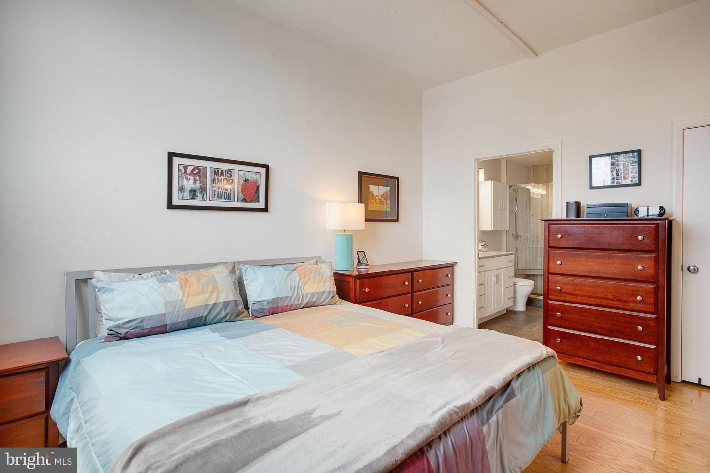 2020 12TH ST NW #313, WASHINGTON, District Of Columbia 20009, 2 Bedrooms Bedrooms, ,2 BathroomsBathrooms,Residential,For sale,2020 12TH ST NW #313,DCDC2203310 MLS # DCDC2203310