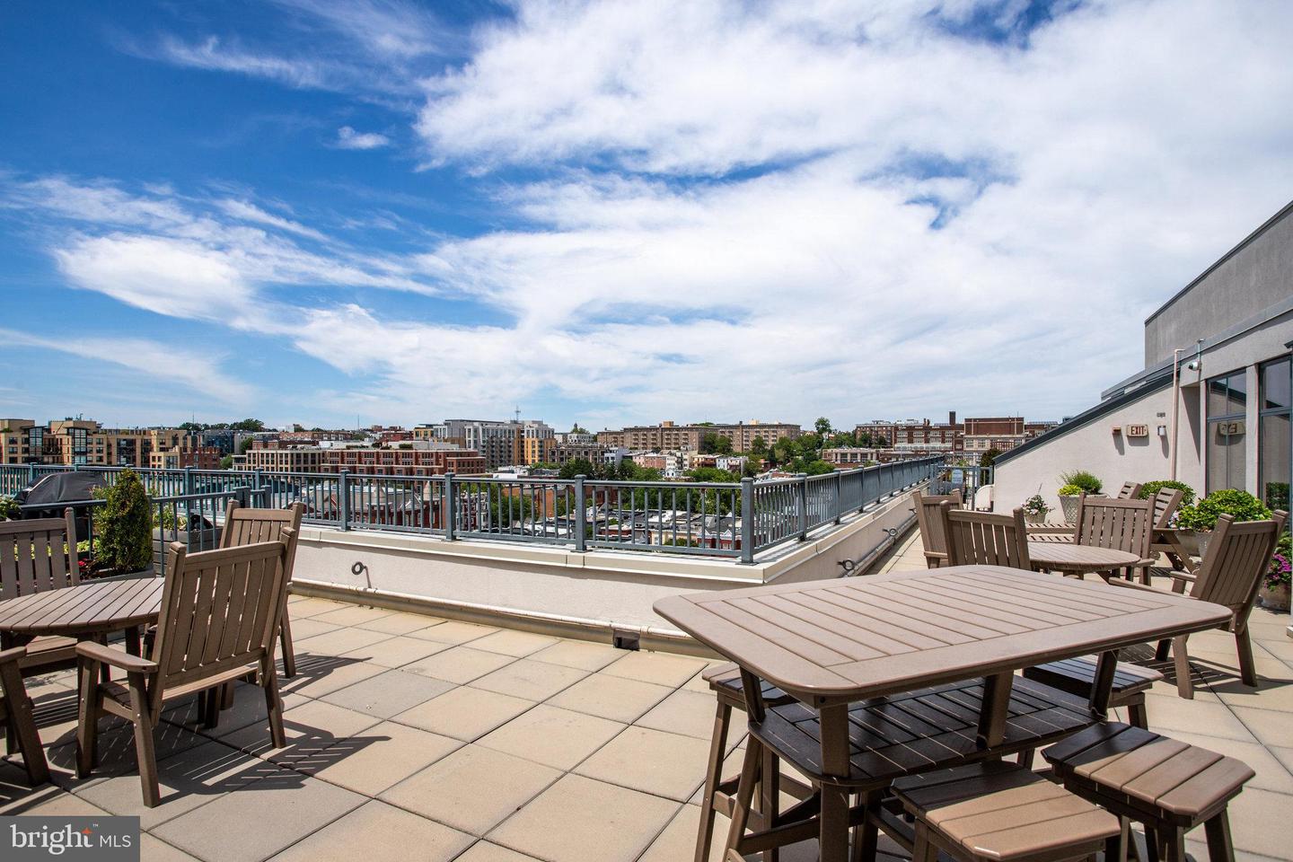2020 12TH ST NW #313, WASHINGTON, District Of Columbia 20009, 2 Bedrooms Bedrooms, ,2 BathroomsBathrooms,Residential,For sale,2020 12TH ST NW #313,DCDC2203310 MLS # DCDC2203310