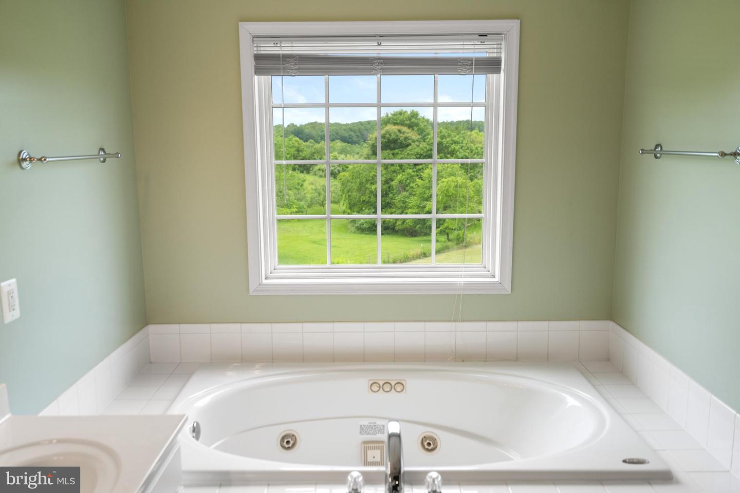 18370 S MERRIMAC RD, CULPEPER, Virginia 22701, 4 Bedrooms Bedrooms, ,3 BathroomsBathrooms,Residential,For sale,18370 S MERRIMAC RD,VACU2010708 MLS # VACU2010708