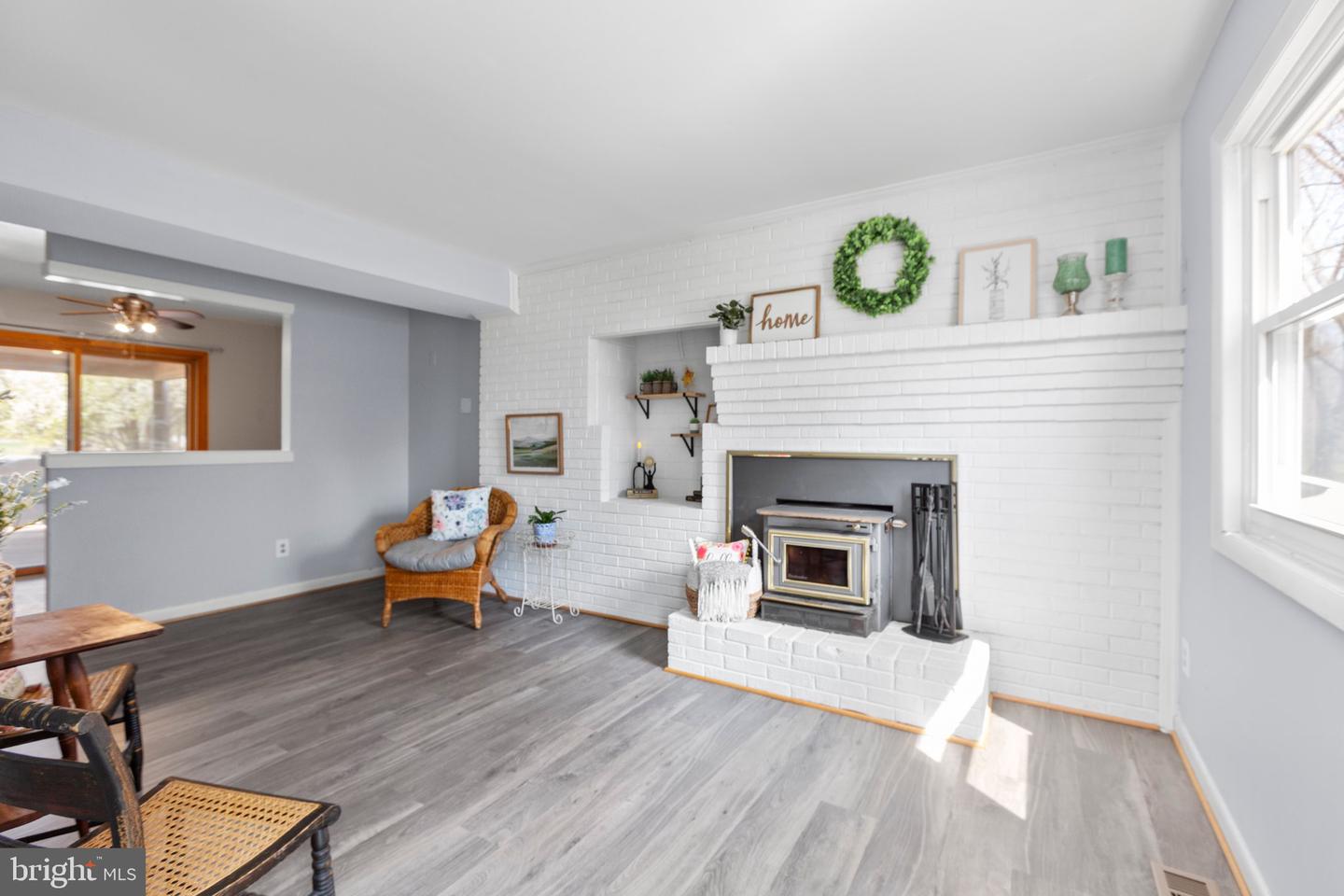 201 OLD LANDING CT, FREDERICKSBURG, Virginia 22405, 4 Bedrooms Bedrooms, ,2 BathroomsBathrooms,Residential,For sale,201 OLD LANDING CT,VAST2039356 MLS # VAST2039356