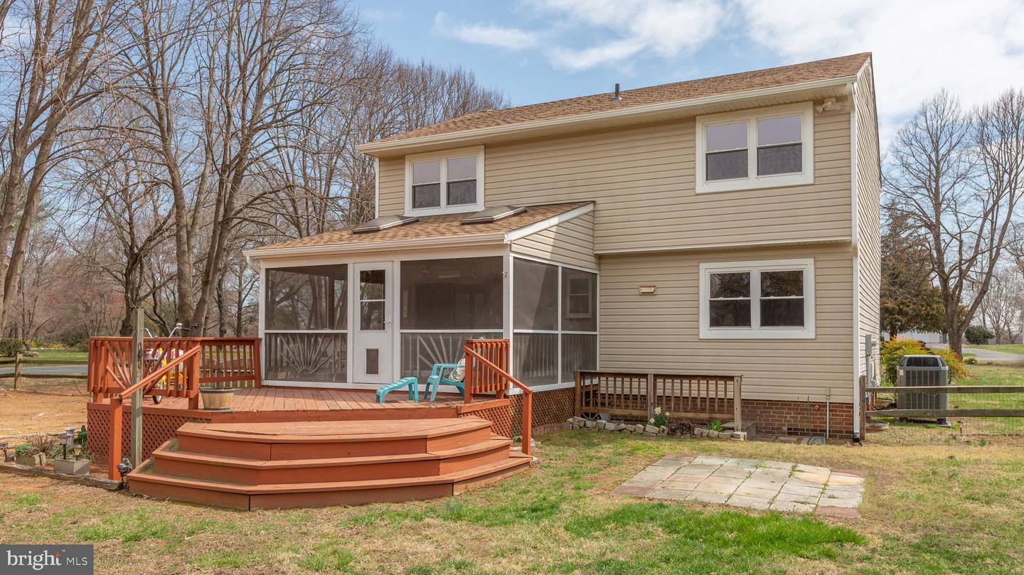 201 OLD LANDING CT, FREDERICKSBURG, Virginia 22405, 4 Bedrooms Bedrooms, ,2 BathroomsBathrooms,Residential,For sale,201 OLD LANDING CT,VAST2039356 MLS # VAST2039356