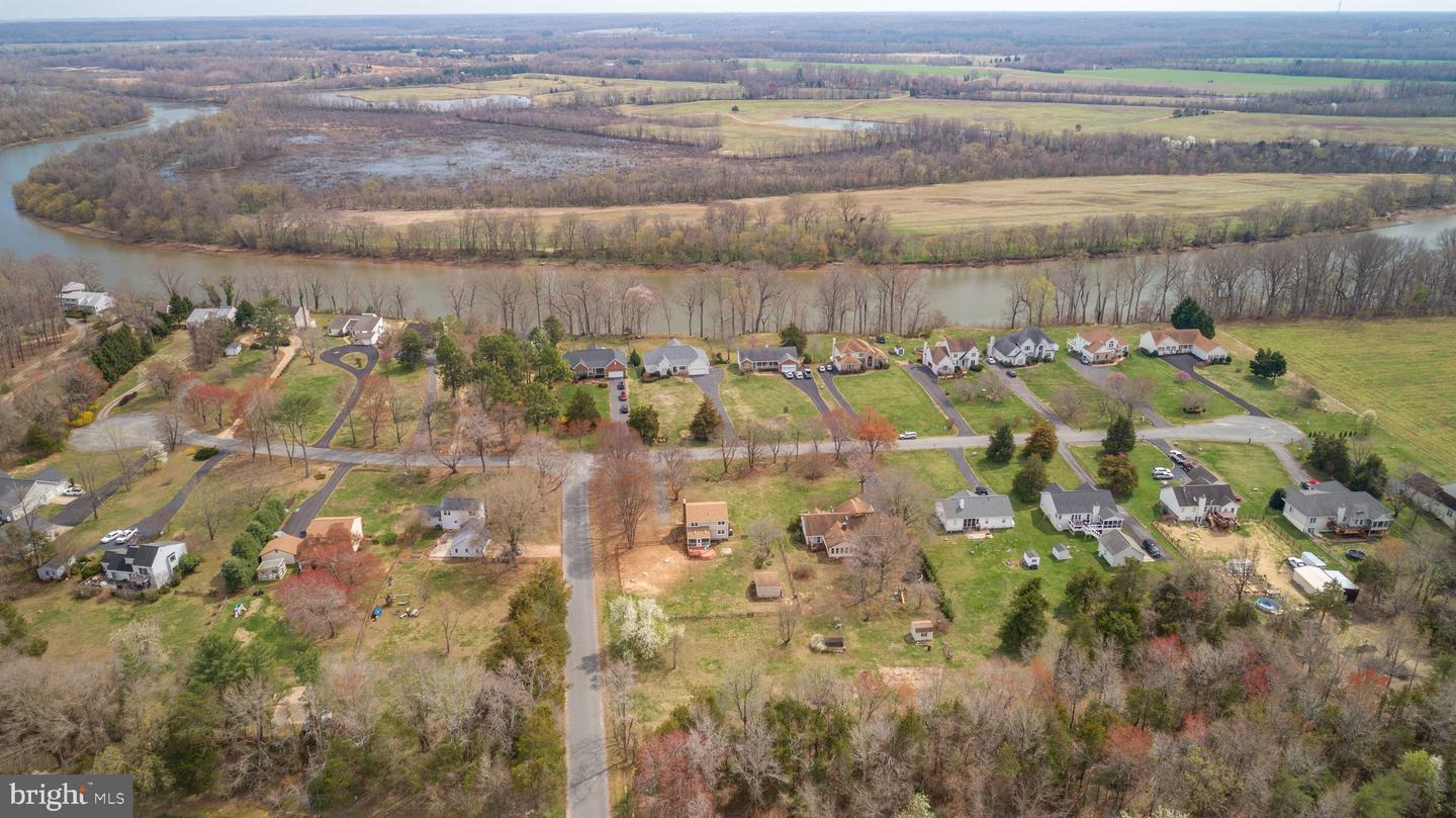 201 OLD LANDING CT, FREDERICKSBURG, Virginia 22405, 4 Bedrooms Bedrooms, ,2 BathroomsBathrooms,Residential,For sale,201 OLD LANDING CT,VAST2039356 MLS # VAST2039356