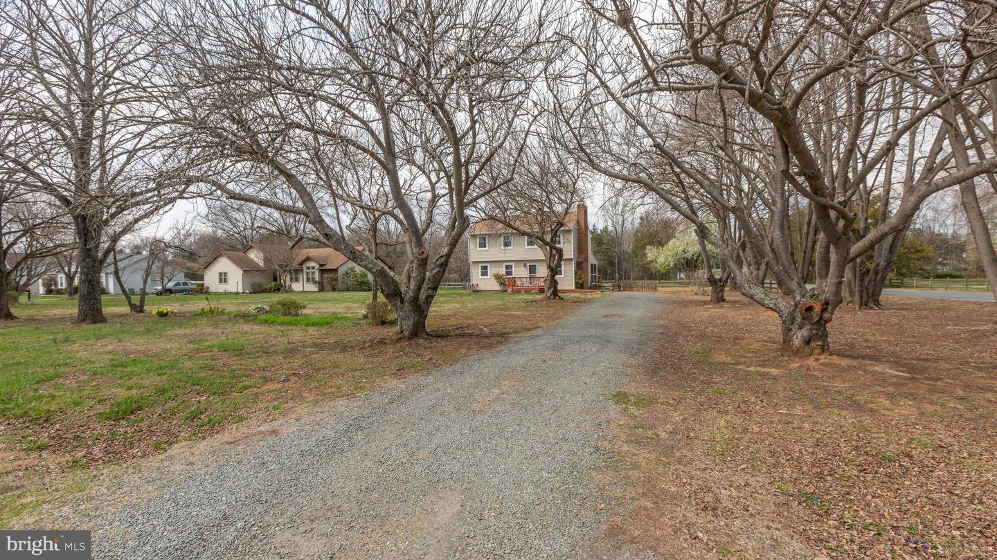 201 OLD LANDING CT, FREDERICKSBURG, Virginia 22405, 4 Bedrooms Bedrooms, ,2 BathroomsBathrooms,Residential,For sale,201 OLD LANDING CT,VAST2039356 MLS # VAST2039356