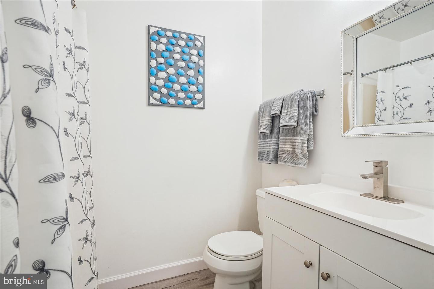 2557 PETER JEFFERSON LN, HERNDON, Virginia 20171, 4 Bedrooms Bedrooms, ,2 BathroomsBathrooms,Residential,For sale,2557 PETER JEFFERSON LN,VAFX2244436 MLS # VAFX2244436