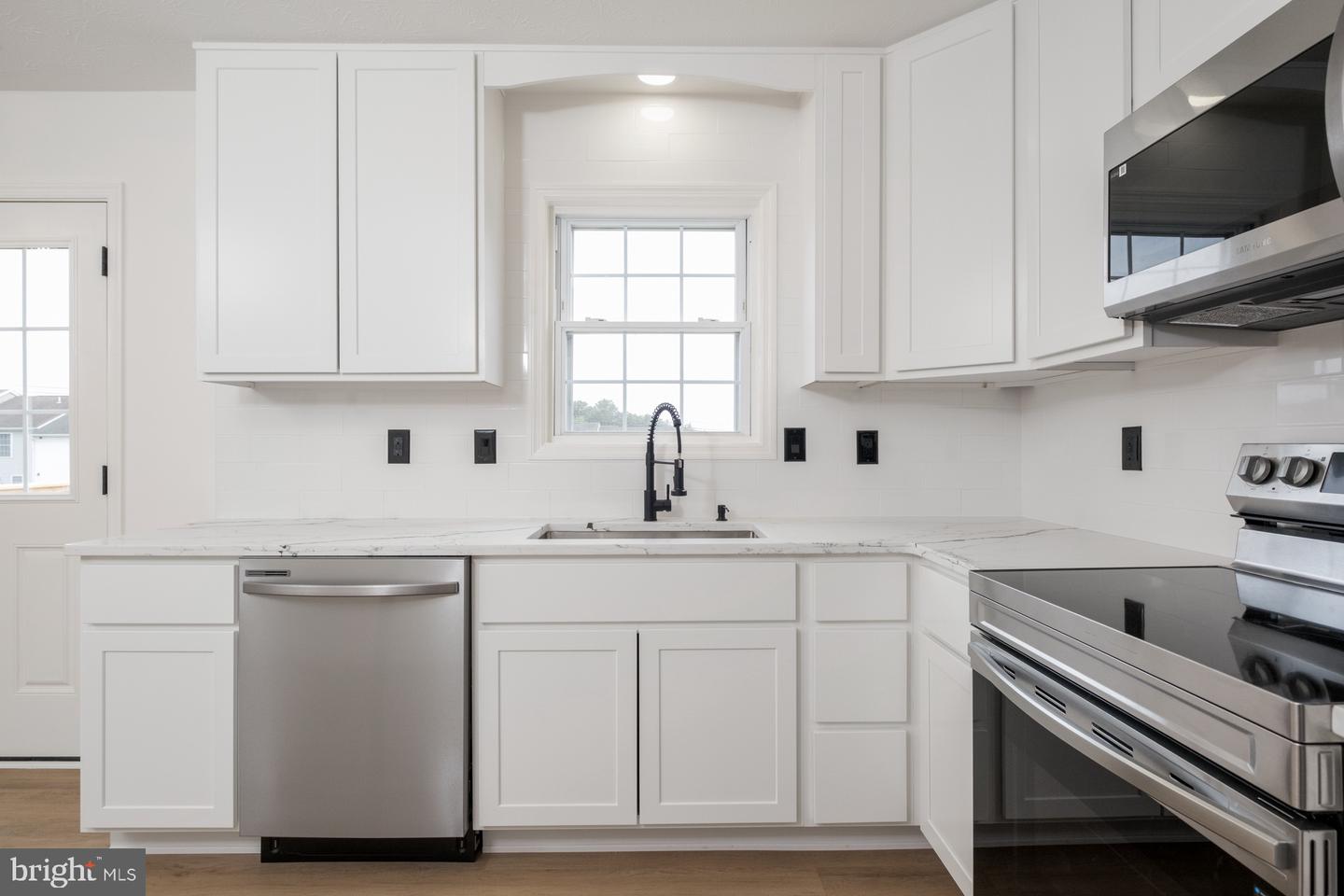 1467 SHENSTONE DR, HARRISONBURG, Virginia 22802, 3 Bedrooms Bedrooms, ,1 BathroomBathrooms,Residential,For sale,1467 SHENSTONE DR,VAHC2000422 MLS # VAHC2000422