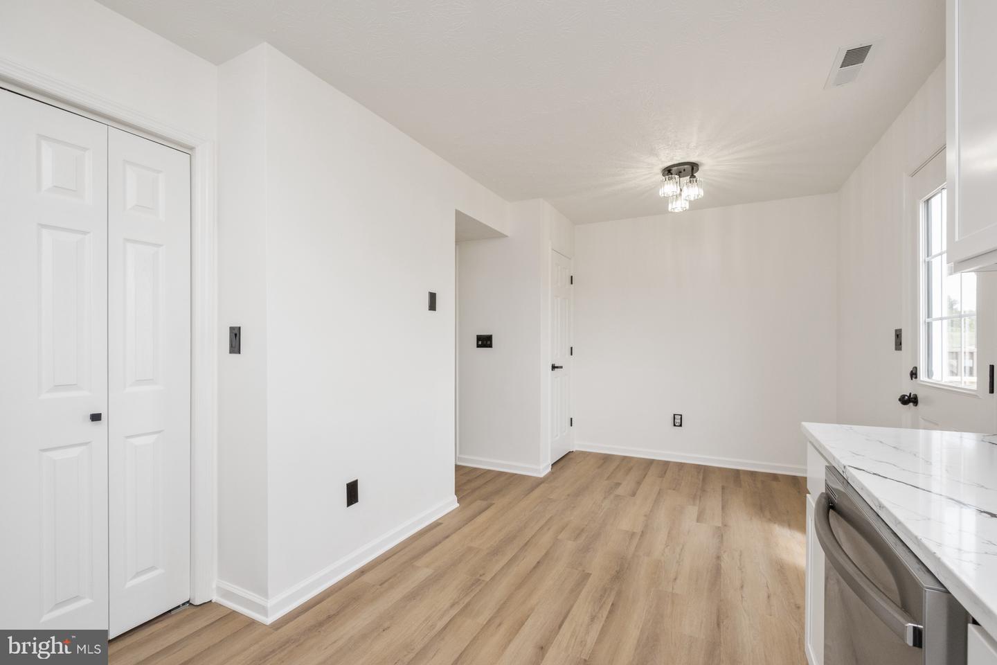 1467 SHENSTONE DR, HARRISONBURG, Virginia 22802, 3 Bedrooms Bedrooms, ,1 BathroomBathrooms,Residential,For sale,1467 SHENSTONE DR,VAHC2000422 MLS # VAHC2000422