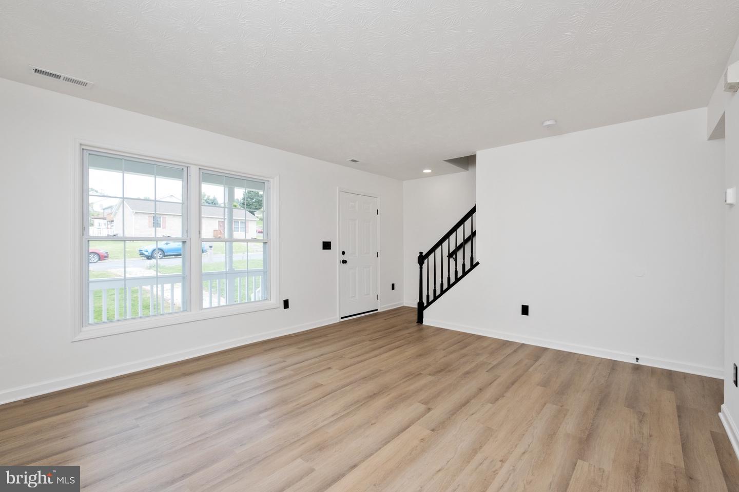 1467 SHENSTONE DR, HARRISONBURG, Virginia 22802, 3 Bedrooms Bedrooms, ,1 BathroomBathrooms,Residential,For sale,1467 SHENSTONE DR,VAHC2000422 MLS # VAHC2000422