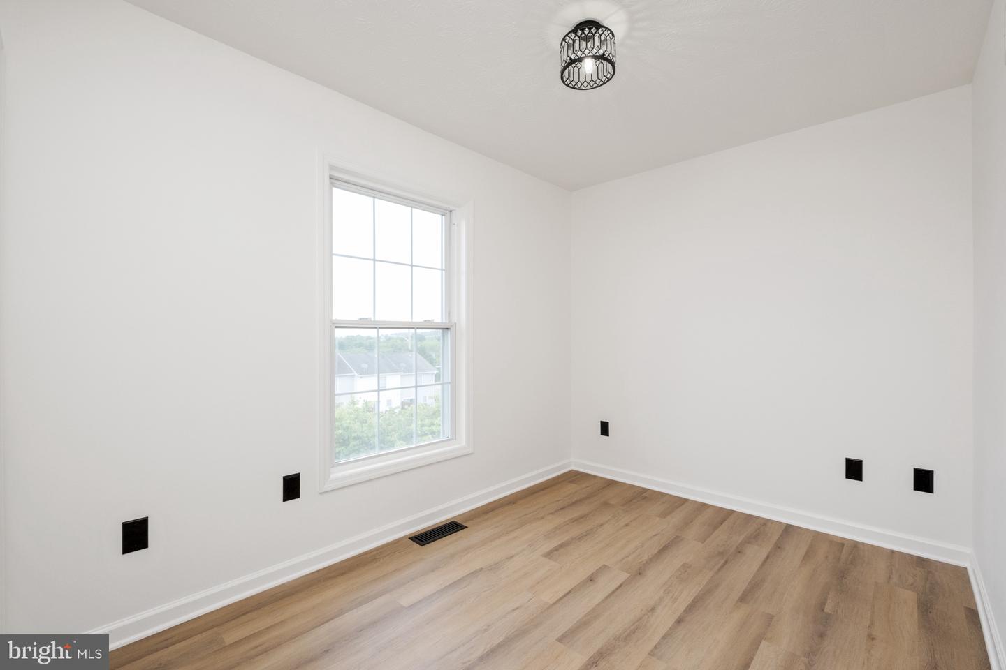 1467 SHENSTONE DR, HARRISONBURG, Virginia 22802, 3 Bedrooms Bedrooms, ,1 BathroomBathrooms,Residential,For sale,1467 SHENSTONE DR,VAHC2000422 MLS # VAHC2000422