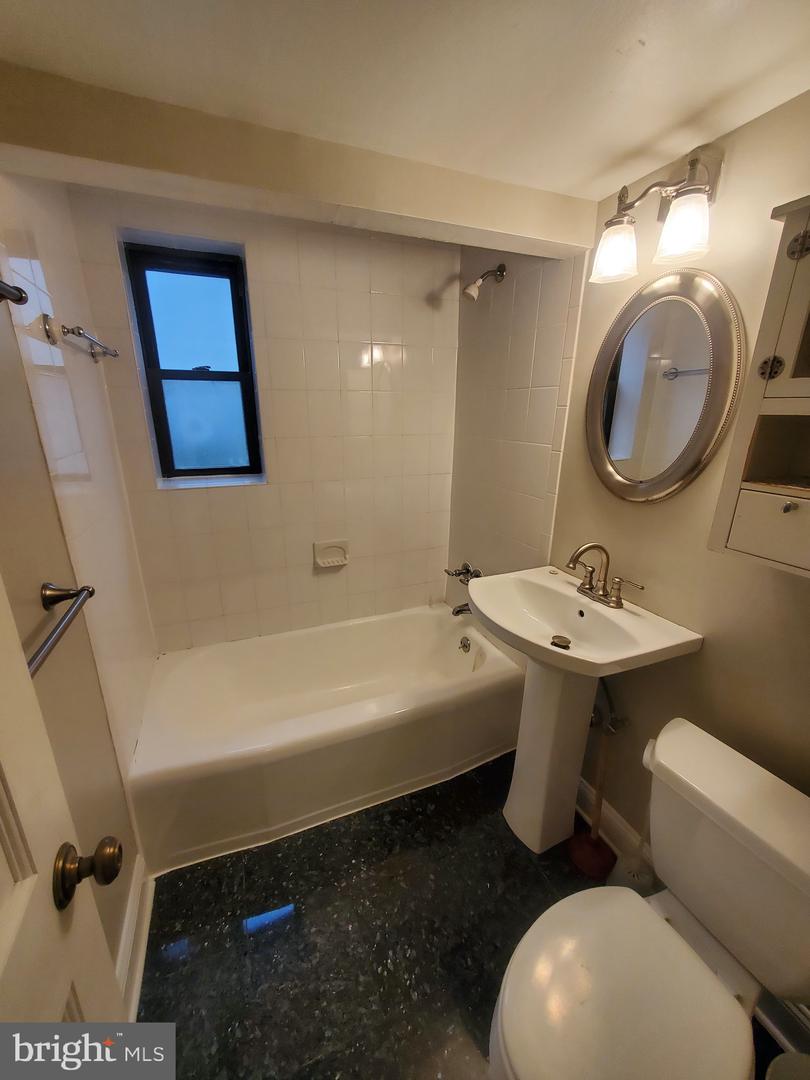 2610 TUNLAW RD NW #103, WASHINGTON, District Of Columbia 20007, 2 Bedrooms Bedrooms, ,1 BathroomBathrooms,Residential,For sale,2610 TUNLAW RD NW #103,DCDC2203408 MLS # DCDC2203408