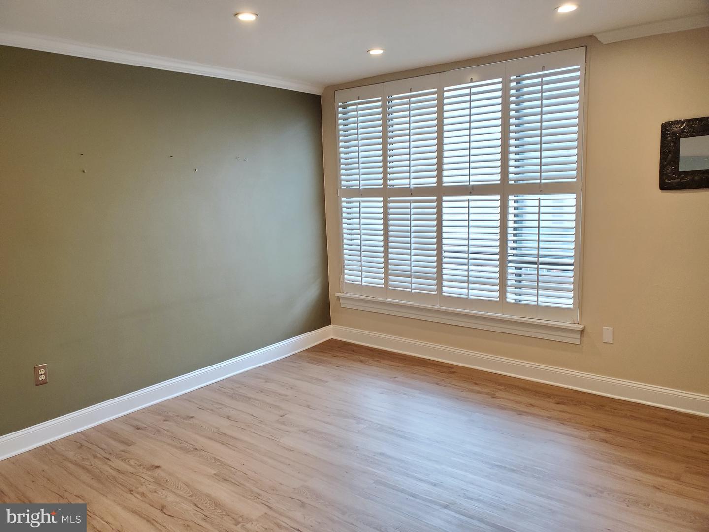 2610 TUNLAW RD NW #103, WASHINGTON, District Of Columbia 20007, 2 Bedrooms Bedrooms, ,1 BathroomBathrooms,Residential,For sale,2610 TUNLAW RD NW #103,DCDC2203408 MLS # DCDC2203408