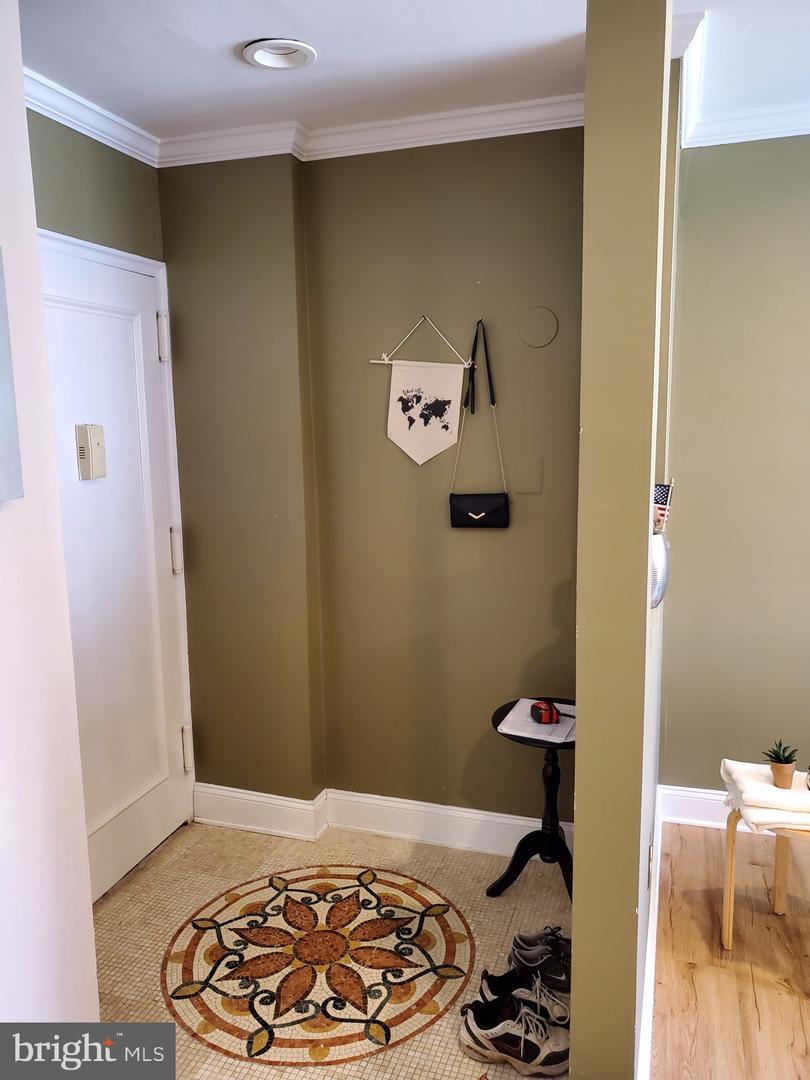 2610 TUNLAW RD NW #103, WASHINGTON, District Of Columbia 20007, 2 Bedrooms Bedrooms, ,1 BathroomBathrooms,Residential,For sale,2610 TUNLAW RD NW #103,DCDC2203408 MLS # DCDC2203408