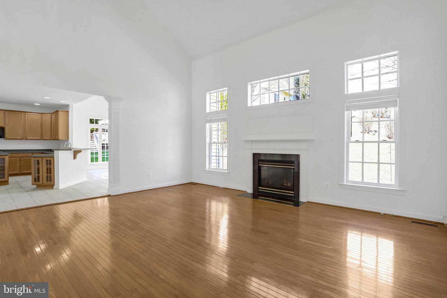 5614 JAMES GUNNELL LN, ALEXANDRIA, Virginia 22310, 4 Bedrooms Bedrooms, ,4 BathroomsBathrooms,Residential,For sale,5614 JAMES GUNNELL LN,VAFX2244572 MLS # VAFX2244572