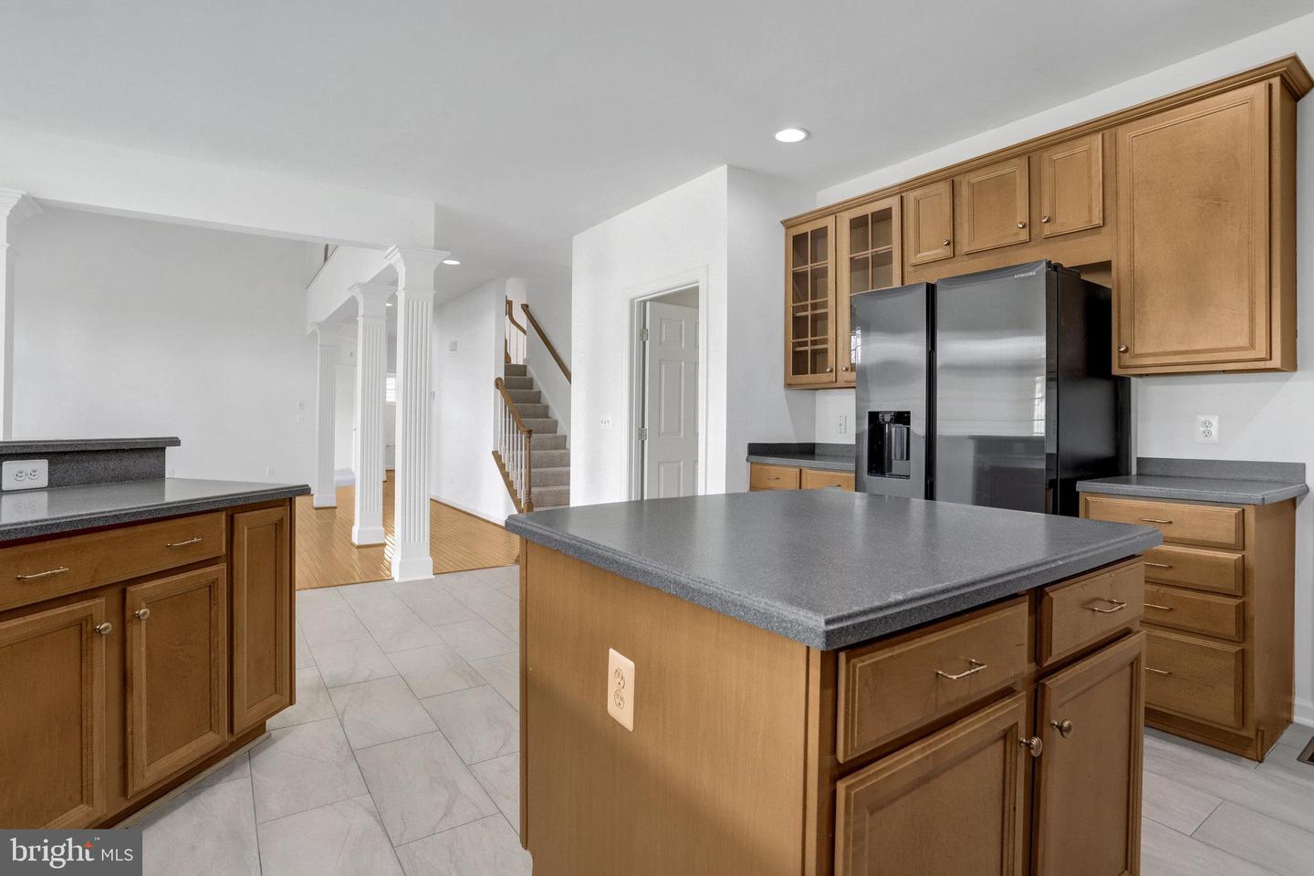 5614 JAMES GUNNELL LN, ALEXANDRIA, Virginia 22310, 4 Bedrooms Bedrooms, ,4 BathroomsBathrooms,Residential,For sale,5614 JAMES GUNNELL LN,VAFX2244572 MLS # VAFX2244572