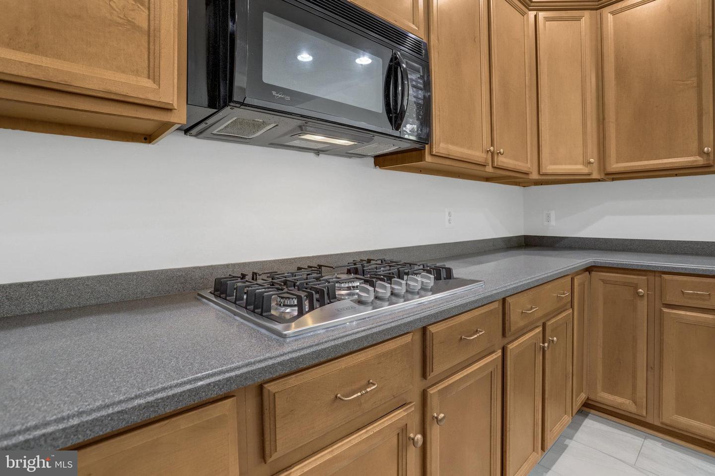 5614 JAMES GUNNELL LN, ALEXANDRIA, Virginia 22310, 4 Bedrooms Bedrooms, ,4 BathroomsBathrooms,Residential,For sale,5614 JAMES GUNNELL LN,VAFX2244572 MLS # VAFX2244572