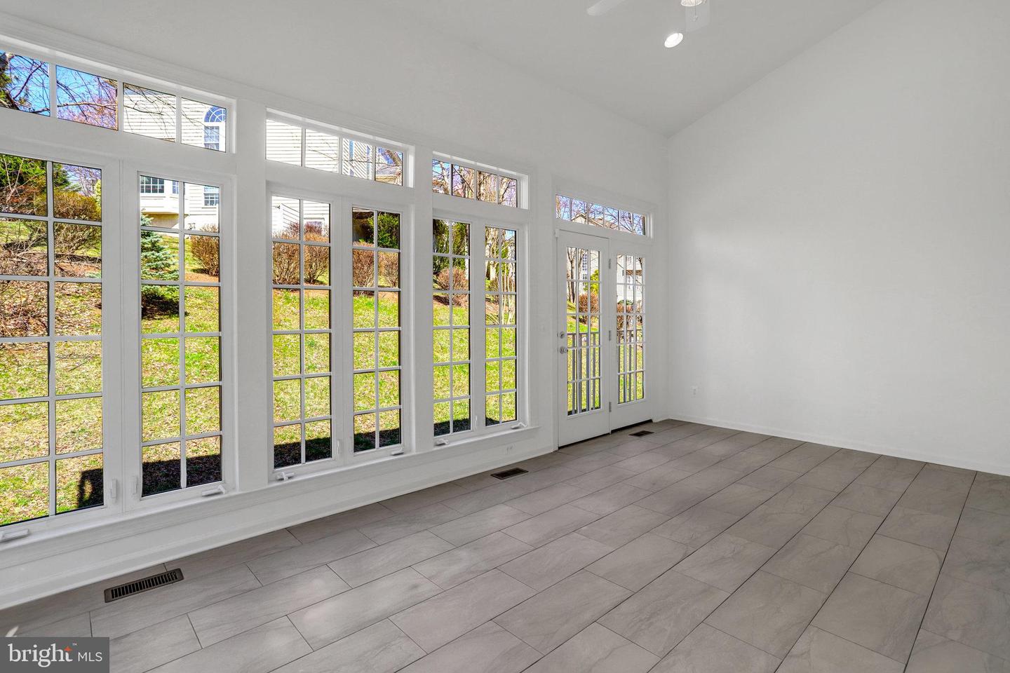 5614 JAMES GUNNELL LN, ALEXANDRIA, Virginia 22310, 4 Bedrooms Bedrooms, ,4 BathroomsBathrooms,Residential,For sale,5614 JAMES GUNNELL LN,VAFX2244572 MLS # VAFX2244572