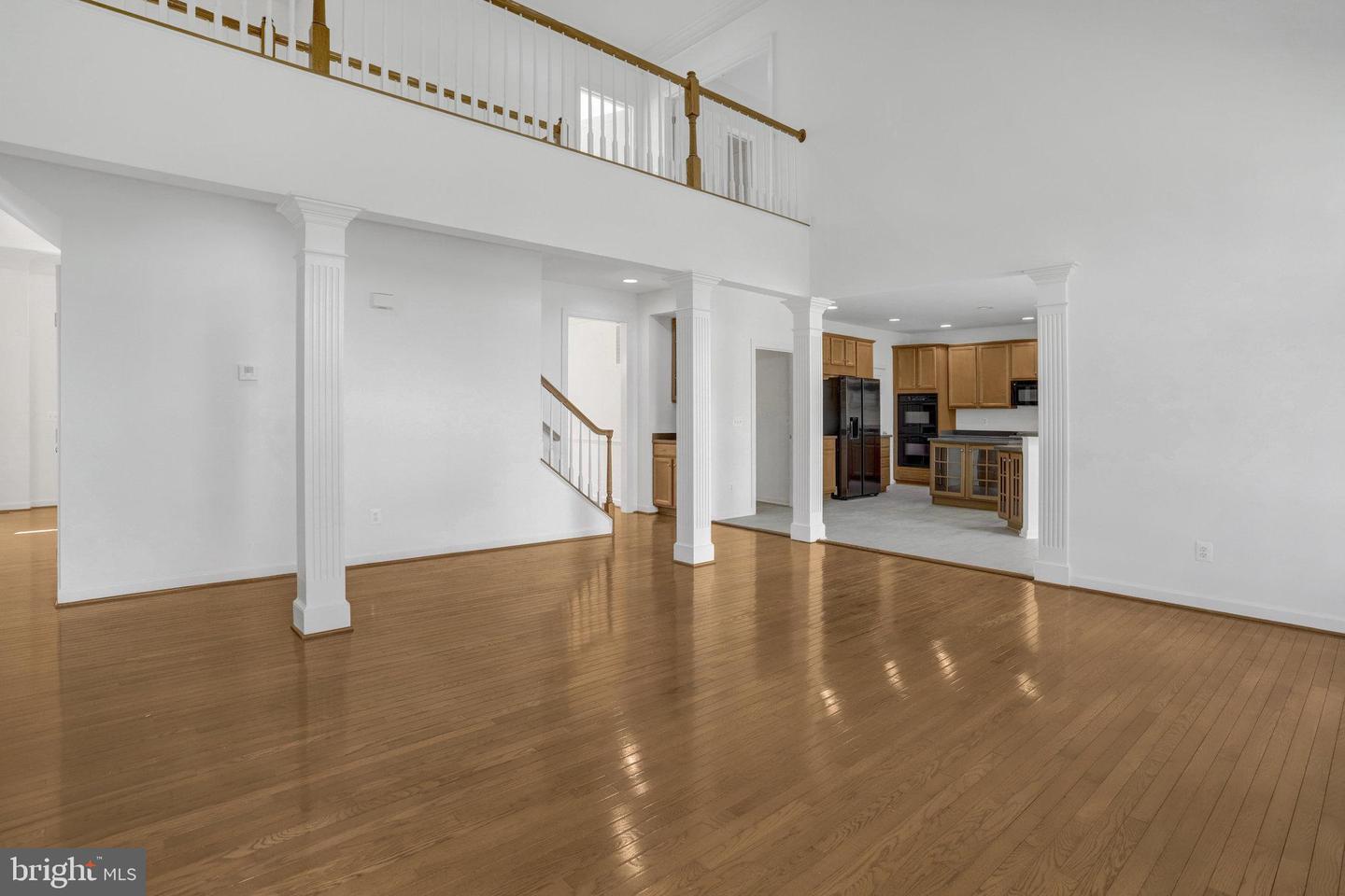 5614 JAMES GUNNELL LN, ALEXANDRIA, Virginia 22310, 4 Bedrooms Bedrooms, ,4 BathroomsBathrooms,Residential,For sale,5614 JAMES GUNNELL LN,VAFX2244572 MLS # VAFX2244572