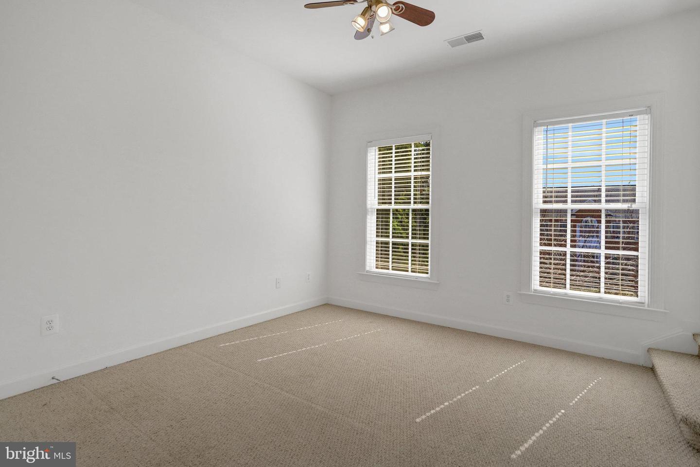 5614 JAMES GUNNELL LN, ALEXANDRIA, Virginia 22310, 4 Bedrooms Bedrooms, ,4 BathroomsBathrooms,Residential,For sale,5614 JAMES GUNNELL LN,VAFX2244572 MLS # VAFX2244572