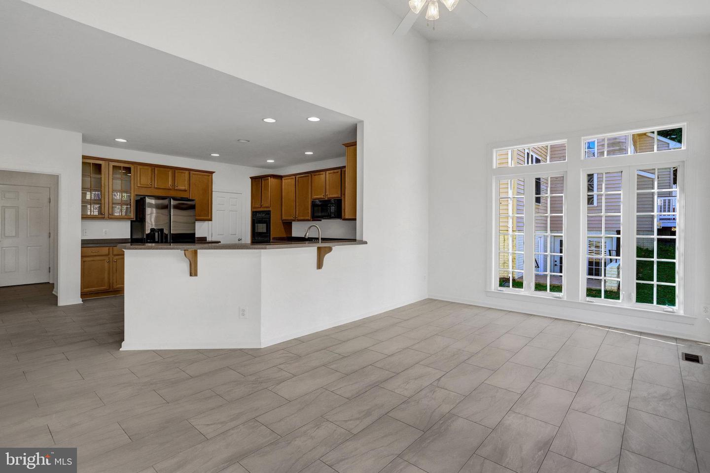 5614 JAMES GUNNELL LN, ALEXANDRIA, Virginia 22310, 4 Bedrooms Bedrooms, ,4 BathroomsBathrooms,Residential,For sale,5614 JAMES GUNNELL LN,VAFX2244572 MLS # VAFX2244572