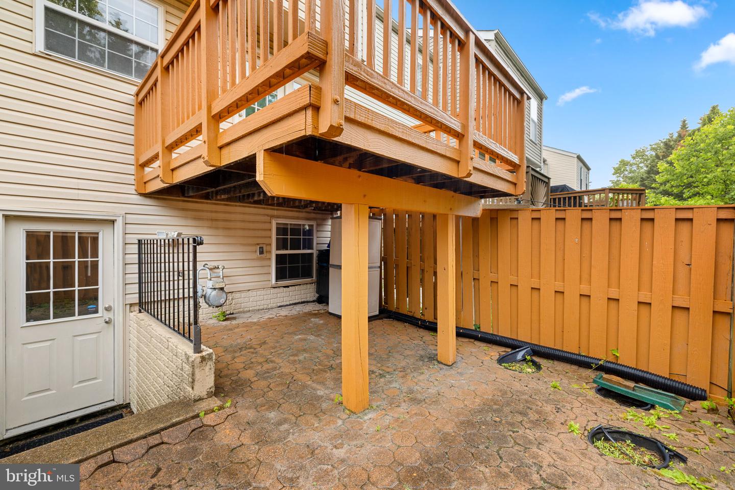 6387 MICHAEL ROBERT DR, SPRINGFIELD, Virginia 22150, 3 Bedrooms Bedrooms, 8 Rooms Rooms,2 BathroomsBathrooms,Residential,For sale,6387 MICHAEL ROBERT DR,VAFX2244576 MLS # VAFX2244576