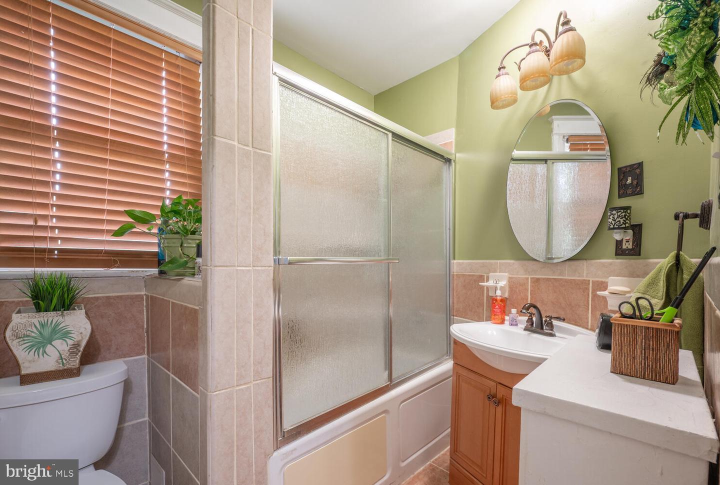 4800 ILLINOIS AVE NW, WASHINGTON, District Of Columbia 20011, 4 Bedrooms Bedrooms, ,3 BathroomsBathrooms,Residential,For sale,4800 ILLINOIS AVE NW,DCDC2203368 MLS # DCDC2203368