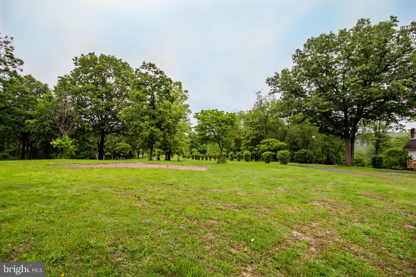 7377 APPLE RIDGE DR, TIMBERVILLE, Virginia 22853, 4 Bedrooms Bedrooms, ,3 BathroomsBathrooms,Residential,For sale,7377 APPLE RIDGE DR,VARO2002348 MLS # VARO2002348