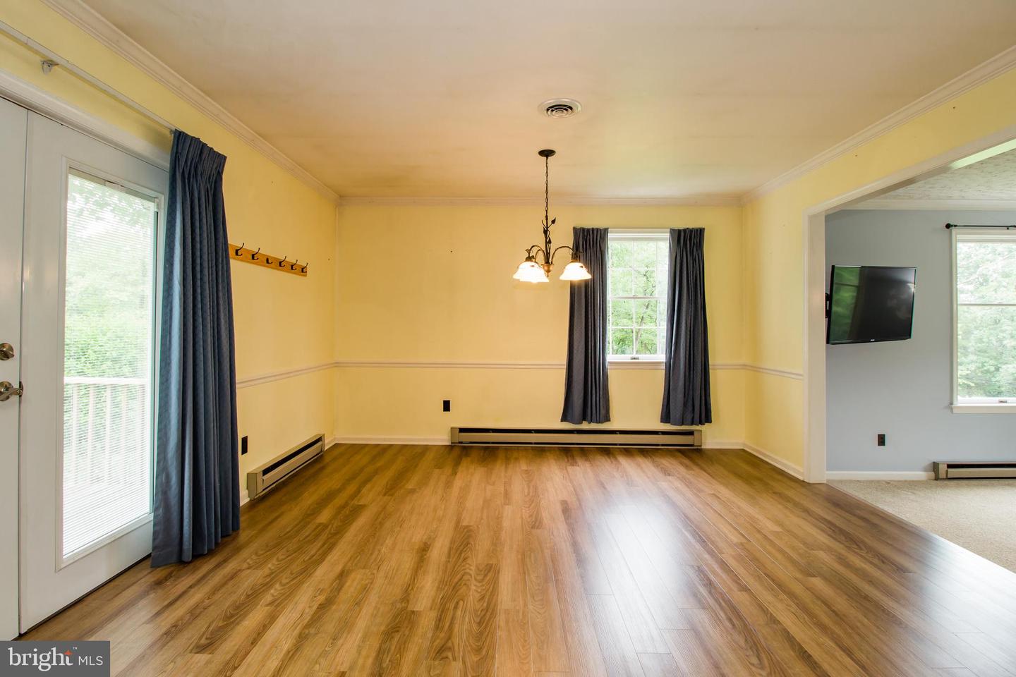 7377 APPLE RIDGE DR, TIMBERVILLE, Virginia 22853, 4 Bedrooms Bedrooms, ,3 BathroomsBathrooms,Residential,For sale,7377 APPLE RIDGE DR,VARO2002348 MLS # VARO2002348