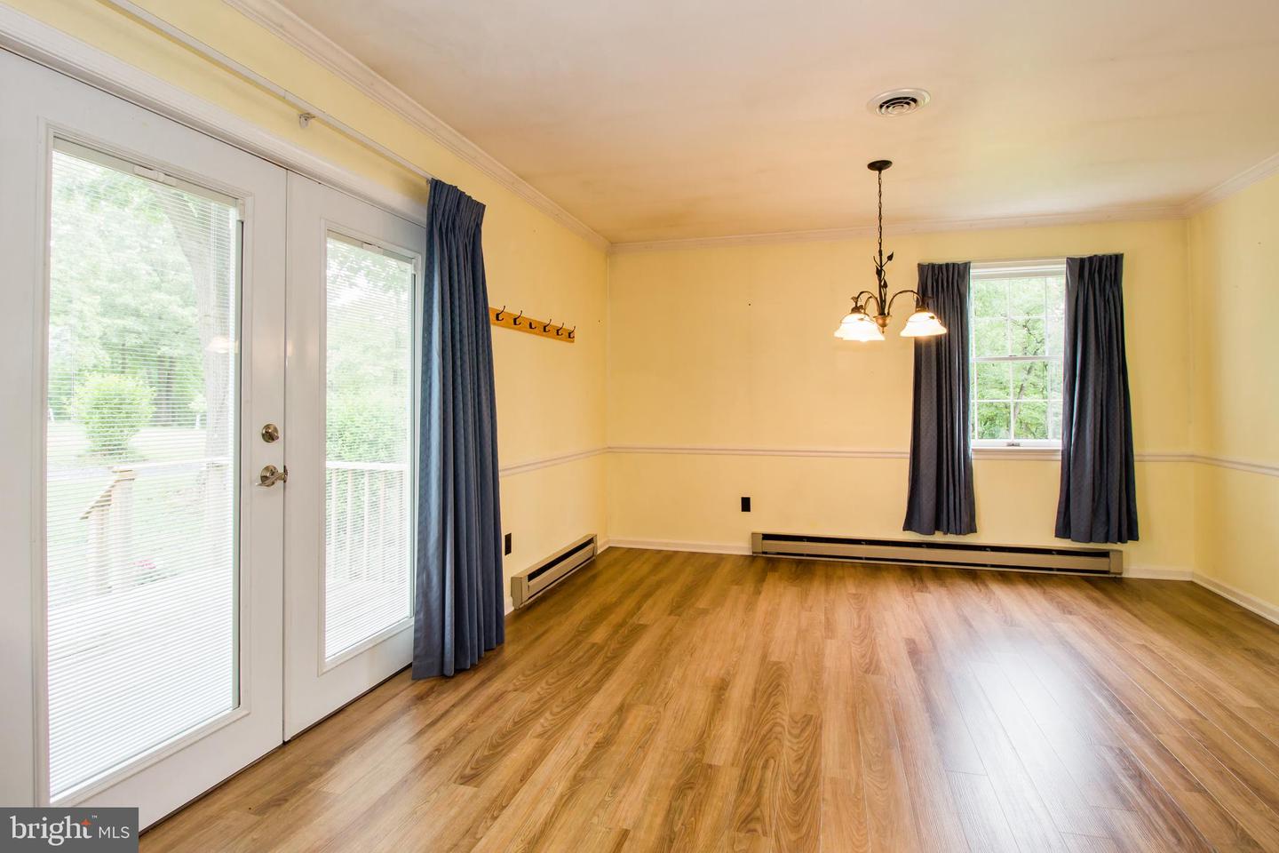 7377 APPLE RIDGE DR, TIMBERVILLE, Virginia 22853, 4 Bedrooms Bedrooms, ,3 BathroomsBathrooms,Residential,For sale,7377 APPLE RIDGE DR,VARO2002348 MLS # VARO2002348
