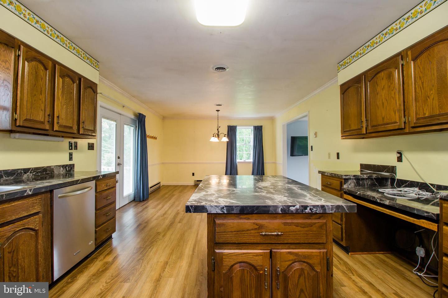 7377 APPLE RIDGE DR, TIMBERVILLE, Virginia 22853, 4 Bedrooms Bedrooms, ,3 BathroomsBathrooms,Residential,For sale,7377 APPLE RIDGE DR,VARO2002348 MLS # VARO2002348