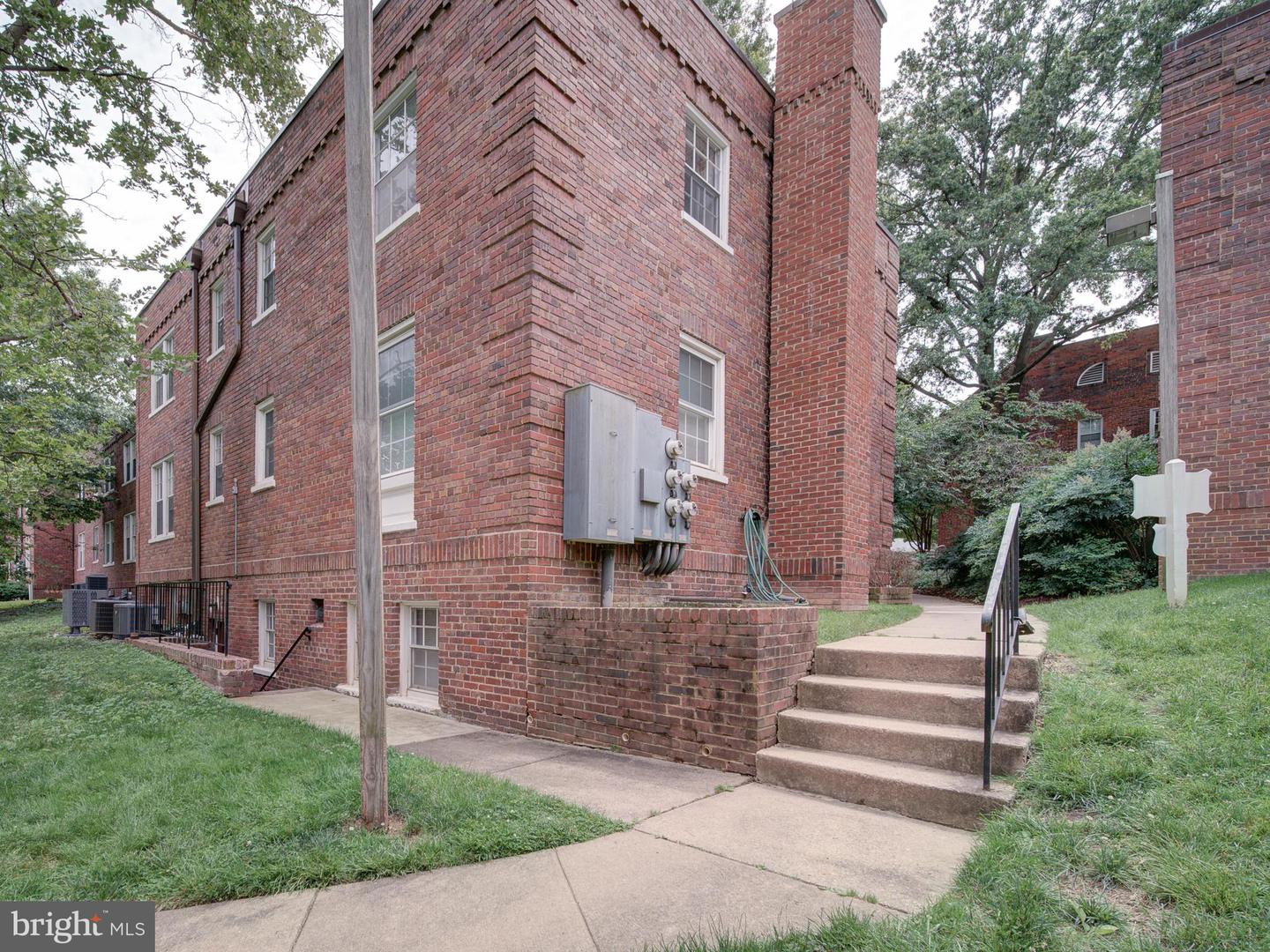 1717 N TROY ST #7-392, ARLINGTON, Virginia 22201, 1 Bedroom Bedrooms, ,1 BathroomBathrooms,Residential,For sale,1717 N TROY ST #7-392,VAAR2058510 MLS # VAAR2058510