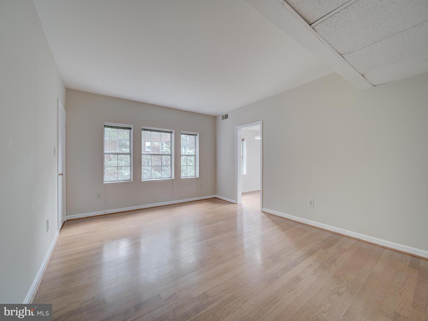 1717 N TROY ST #7-392, ARLINGTON, Virginia 22201, 1 Bedroom Bedrooms, ,1 BathroomBathrooms,Residential,For sale,1717 N TROY ST #7-392,VAAR2058510 MLS # VAAR2058510