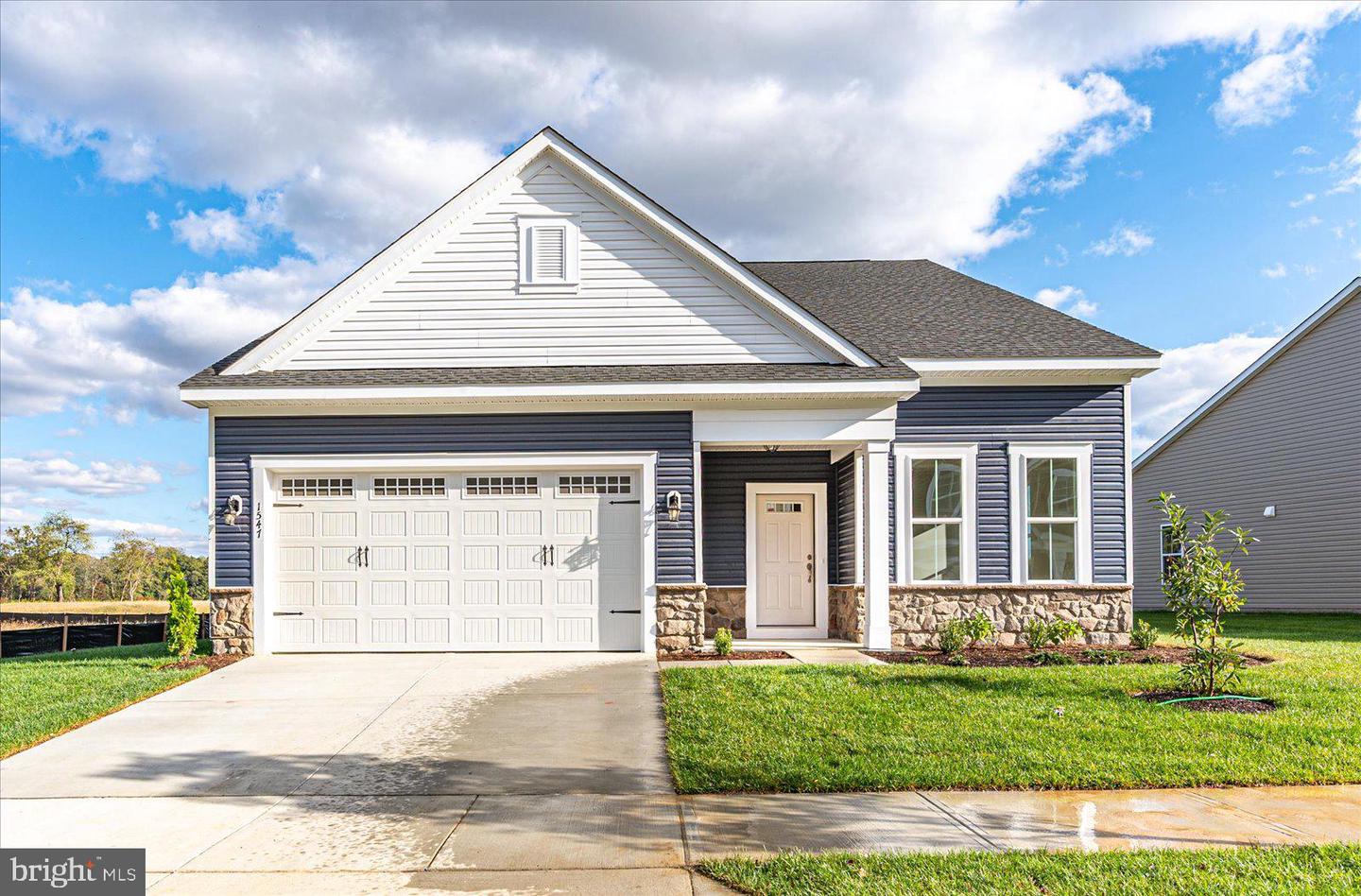246 CRESTVIEW RIDGE DR, BRISTOW, Virginia 20136, 4 Bedrooms Bedrooms, ,3 BathroomsBathrooms,Residential,For sale,246 CRESTVIEW RIDGE DR,VAPW2095940 MLS # VAPW2095940