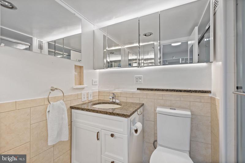3001 VEAZEY NW #116, WASHINGTON, District Of Columbia 20008, 2 Bedrooms Bedrooms, ,2 BathroomsBathrooms,Residential,For sale,3001 VEAZEY NW #116,DCDC2203426 MLS # DCDC2203426