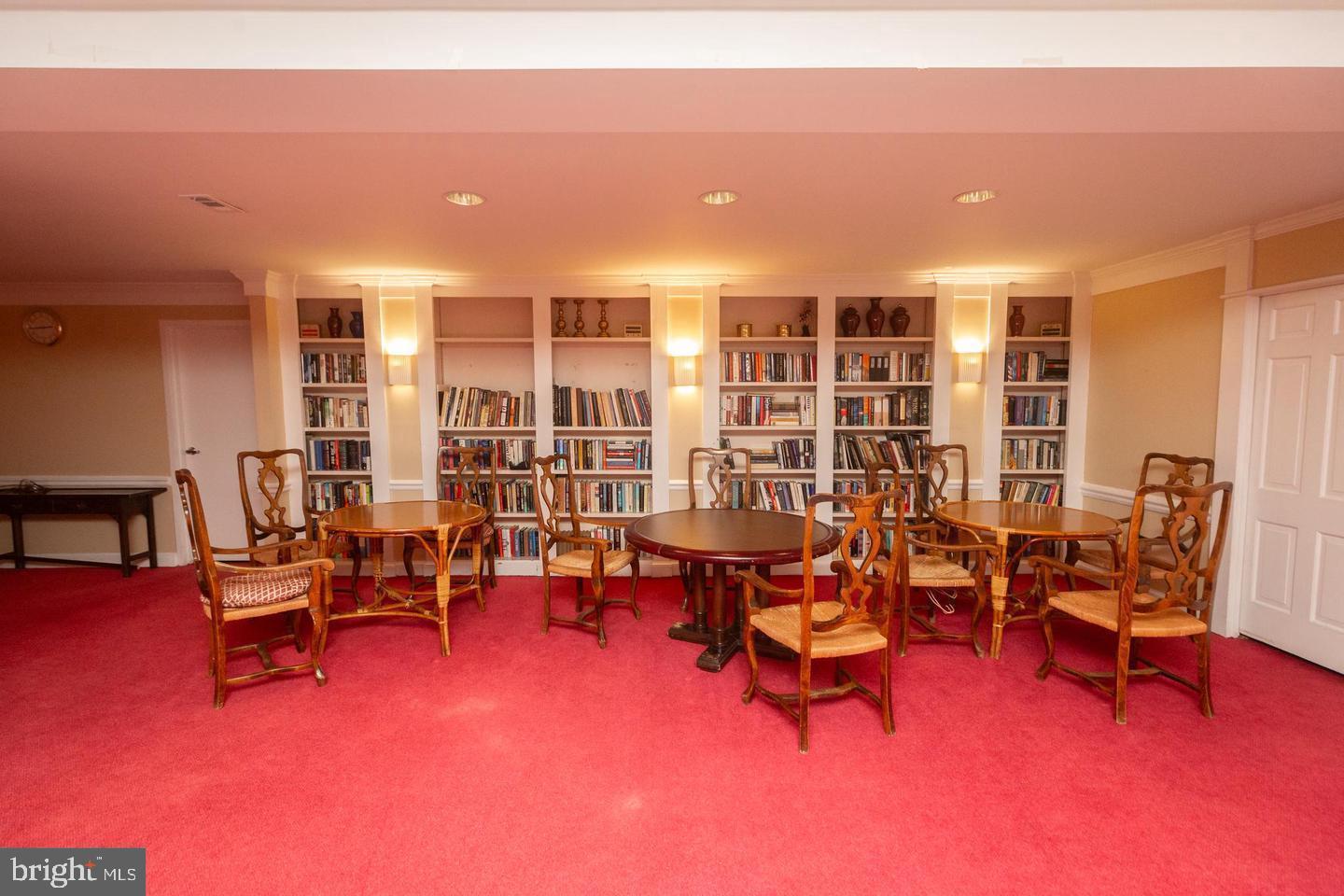 3001 VEAZEY NW #116, WASHINGTON, District Of Columbia 20008, 2 Bedrooms Bedrooms, ,2 BathroomsBathrooms,Residential,For sale,3001 VEAZEY NW #116,DCDC2203426 MLS # DCDC2203426