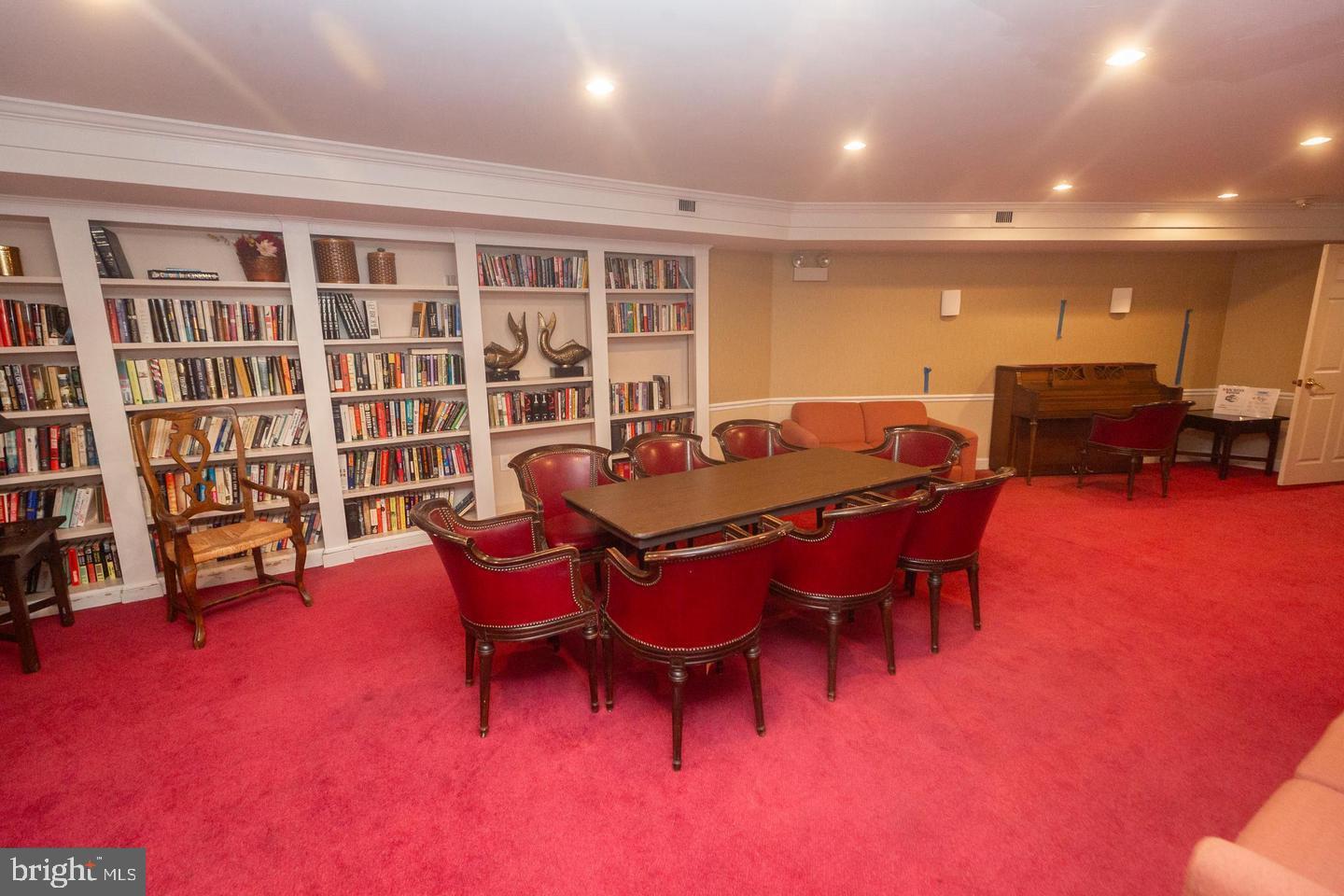 3001 VEAZEY NW #116, WASHINGTON, District Of Columbia 20008, 2 Bedrooms Bedrooms, ,2 BathroomsBathrooms,Residential,For sale,3001 VEAZEY NW #116,DCDC2203426 MLS # DCDC2203426