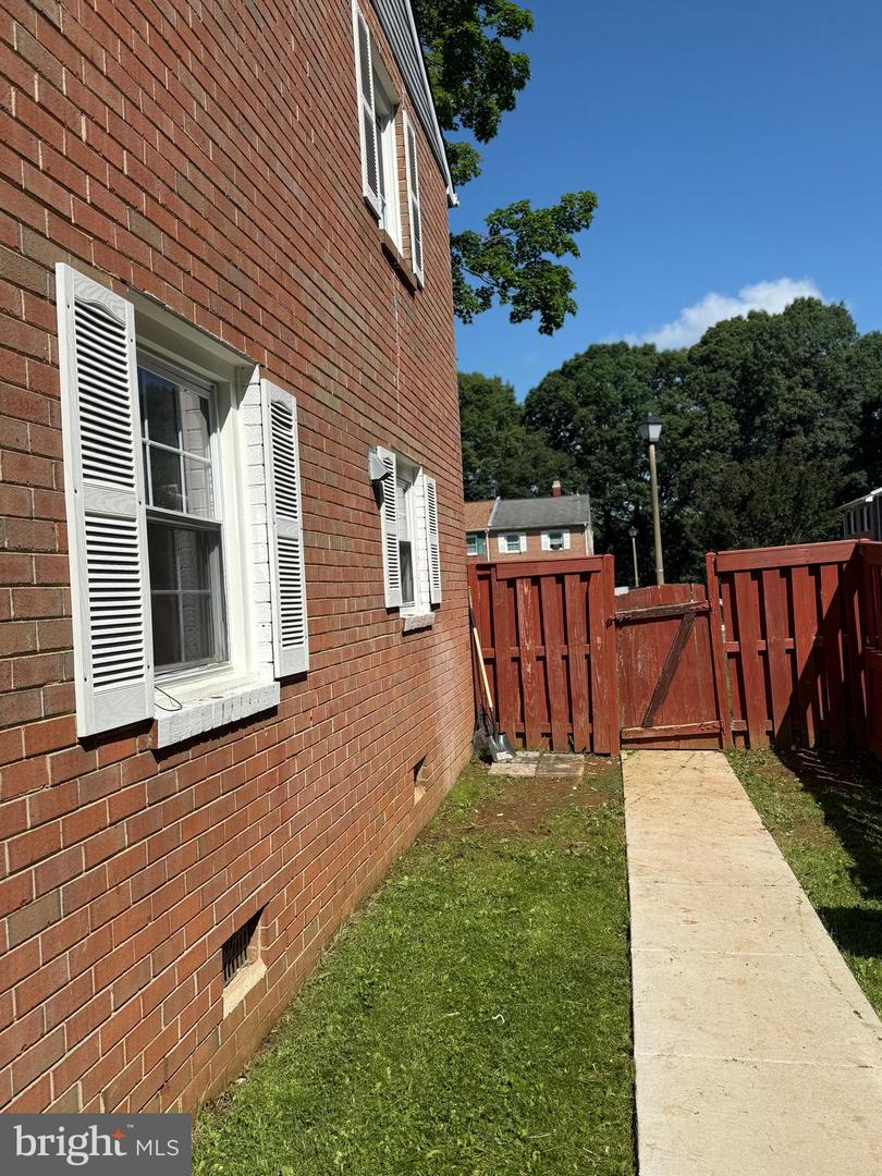 14409 FILARETE ST, WOODBRIDGE, Virginia 22193, 3 Bedrooms Bedrooms, ,1 BathroomBathrooms,Residential,For sale,14409 FILARETE ST,VAPW2095974 MLS # VAPW2095974