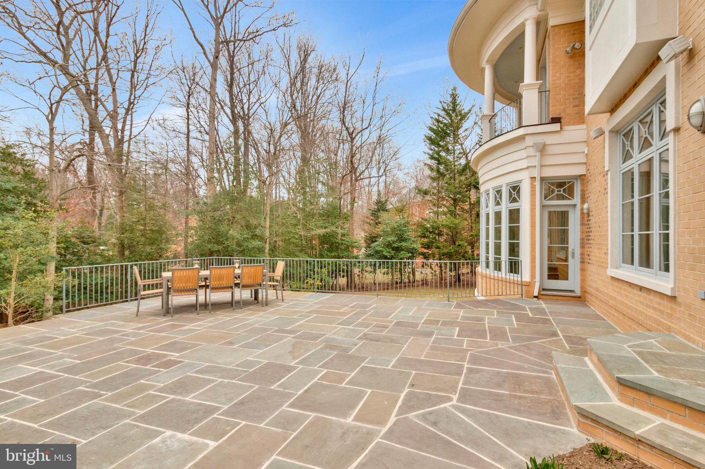 918 CENTRILLION DR, MCLEAN, Virginia 22102, 6 Bedrooms Bedrooms, ,6 BathroomsBathrooms,Residential,For sale,918 CENTRILLION DR,VAFX2244596 MLS # VAFX2244596