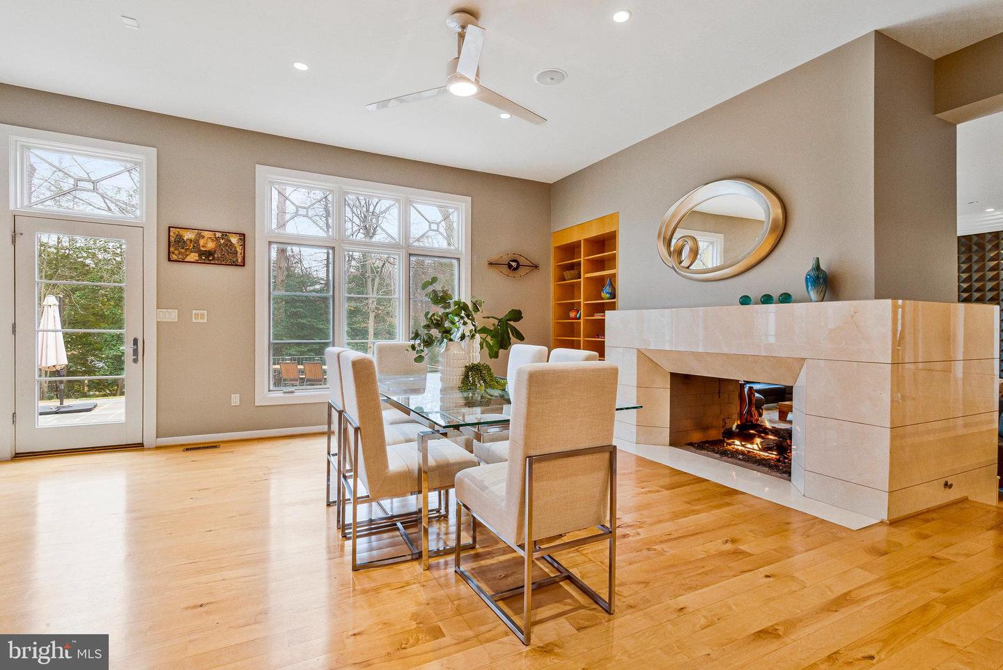918 CENTRILLION DR, MCLEAN, Virginia 22102, 6 Bedrooms Bedrooms, ,6 BathroomsBathrooms,Residential,For sale,918 CENTRILLION DR,VAFX2244596 MLS # VAFX2244596