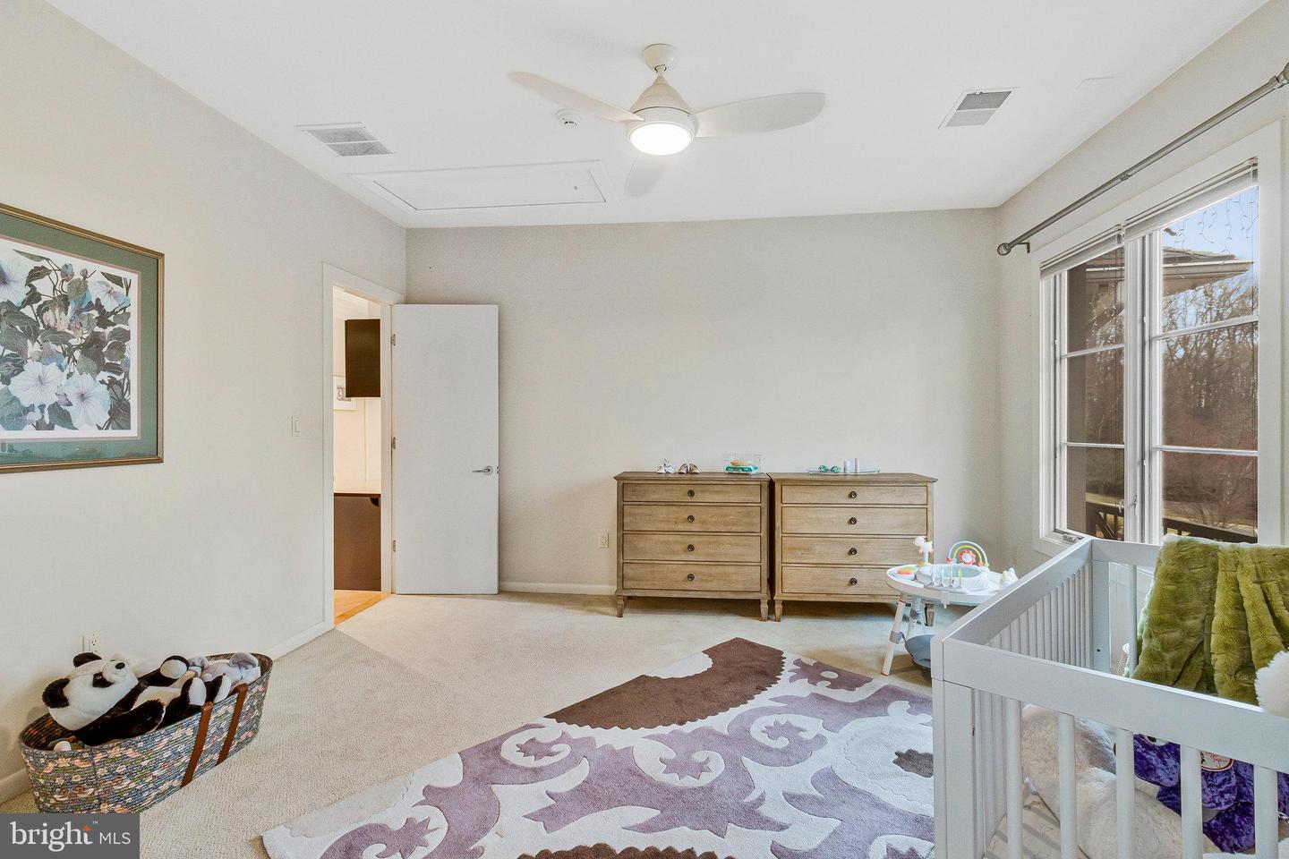 918 CENTRILLION DR, MCLEAN, Virginia 22102, 6 Bedrooms Bedrooms, ,6 BathroomsBathrooms,Residential,For sale,918 CENTRILLION DR,VAFX2244596 MLS # VAFX2244596