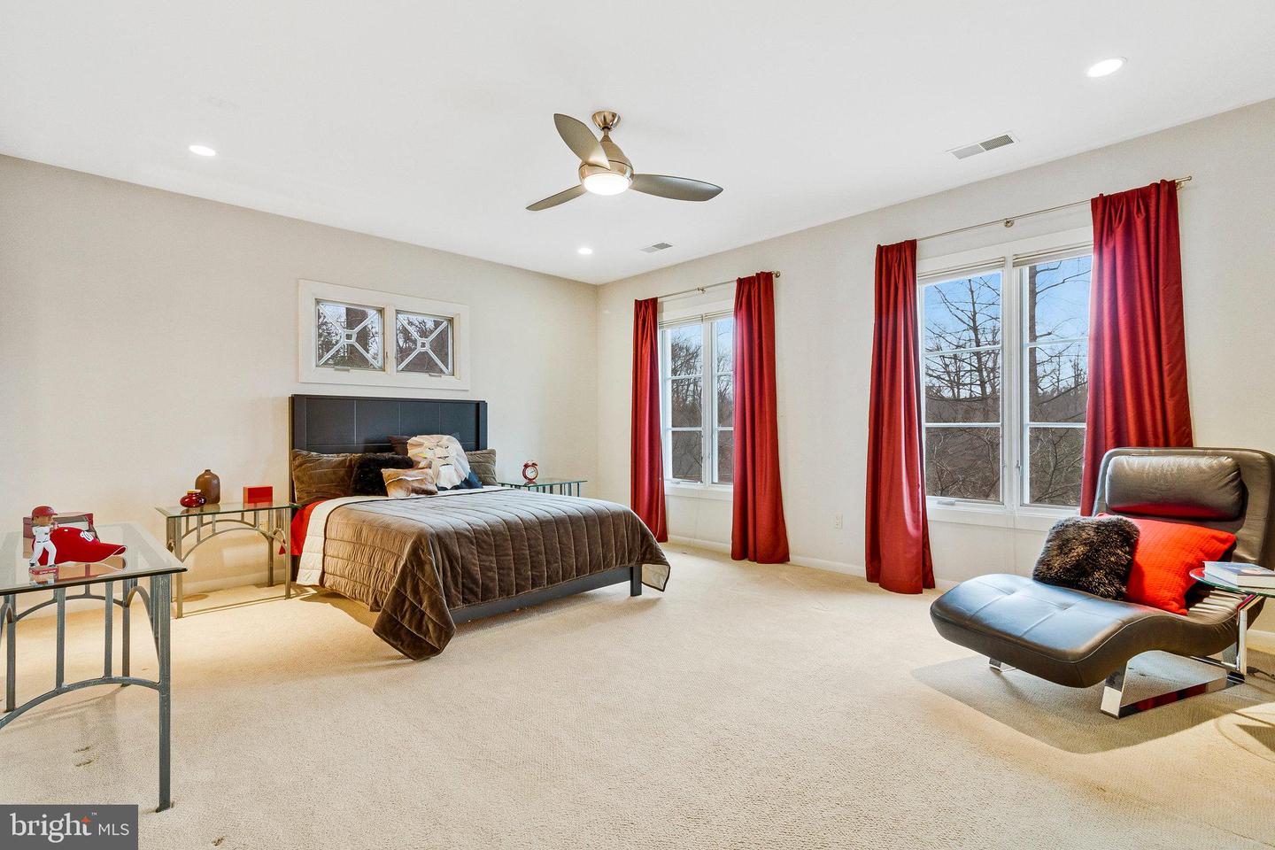 918 CENTRILLION DR, MCLEAN, Virginia 22102, 6 Bedrooms Bedrooms, ,6 BathroomsBathrooms,Residential,For sale,918 CENTRILLION DR,VAFX2244596 MLS # VAFX2244596