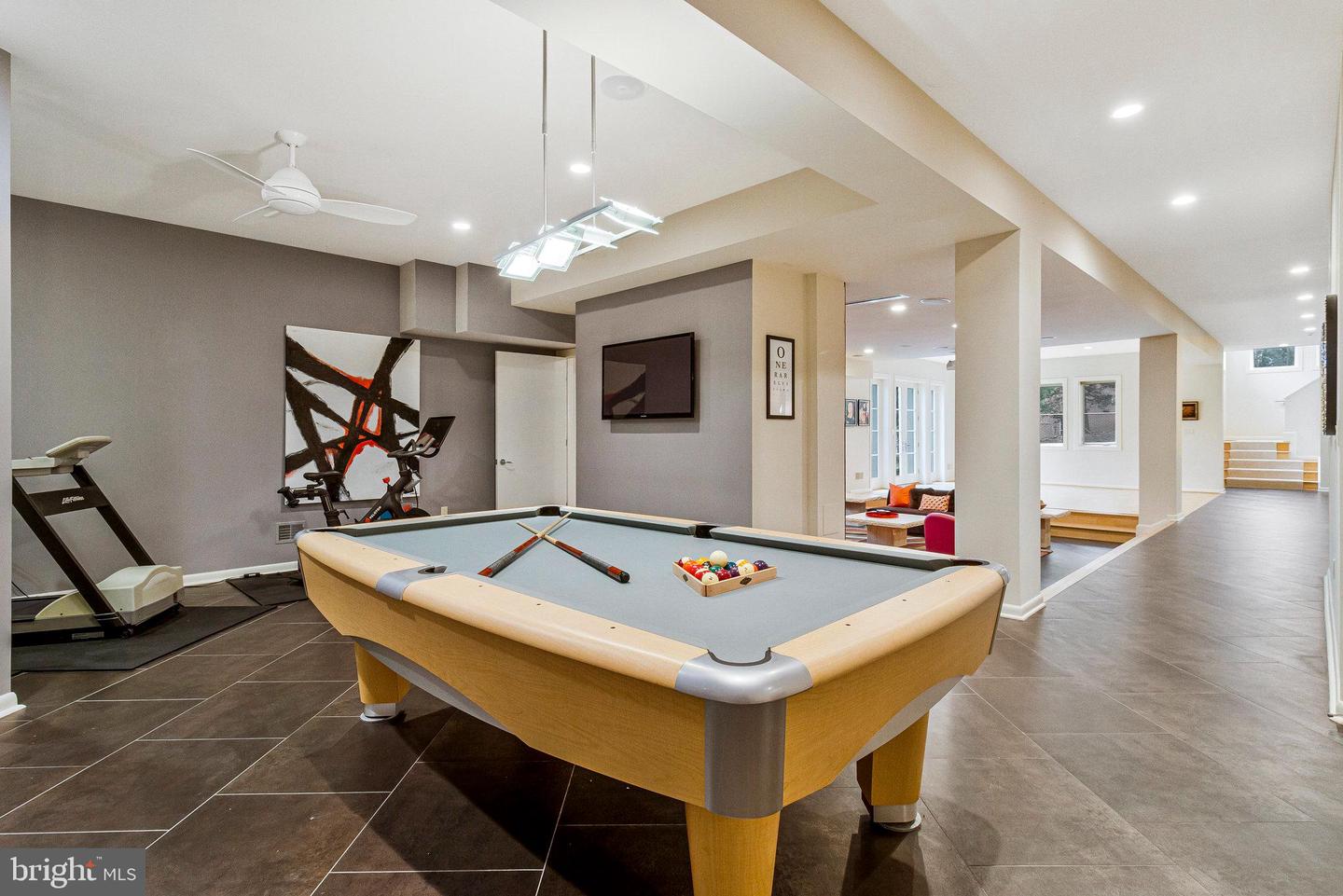 918 CENTRILLION DR, MCLEAN, Virginia 22102, 6 Bedrooms Bedrooms, ,6 BathroomsBathrooms,Residential,For sale,918 CENTRILLION DR,VAFX2244596 MLS # VAFX2244596