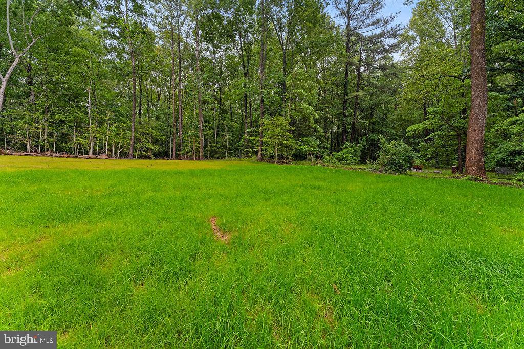228 POPLAR DR, LOUISA, Virginia 23093, 4 Bedrooms Bedrooms, ,2 BathroomsBathrooms,Residential,For sale,228 POPLAR DR,VALA2007958 MLS # VALA2007958