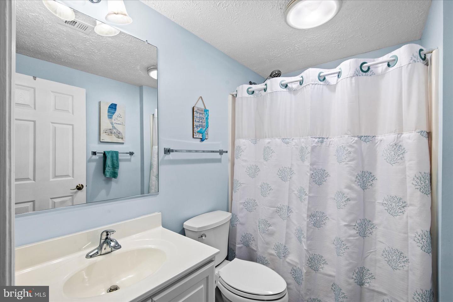 100 TAYLOR ST #206, COLONIAL BEACH, Virginia 22443, 2 Bedrooms Bedrooms, ,2 BathroomsBathrooms,Residential,For sale,100 TAYLOR ST #206,VAWE2009014 MLS # VAWE2009014