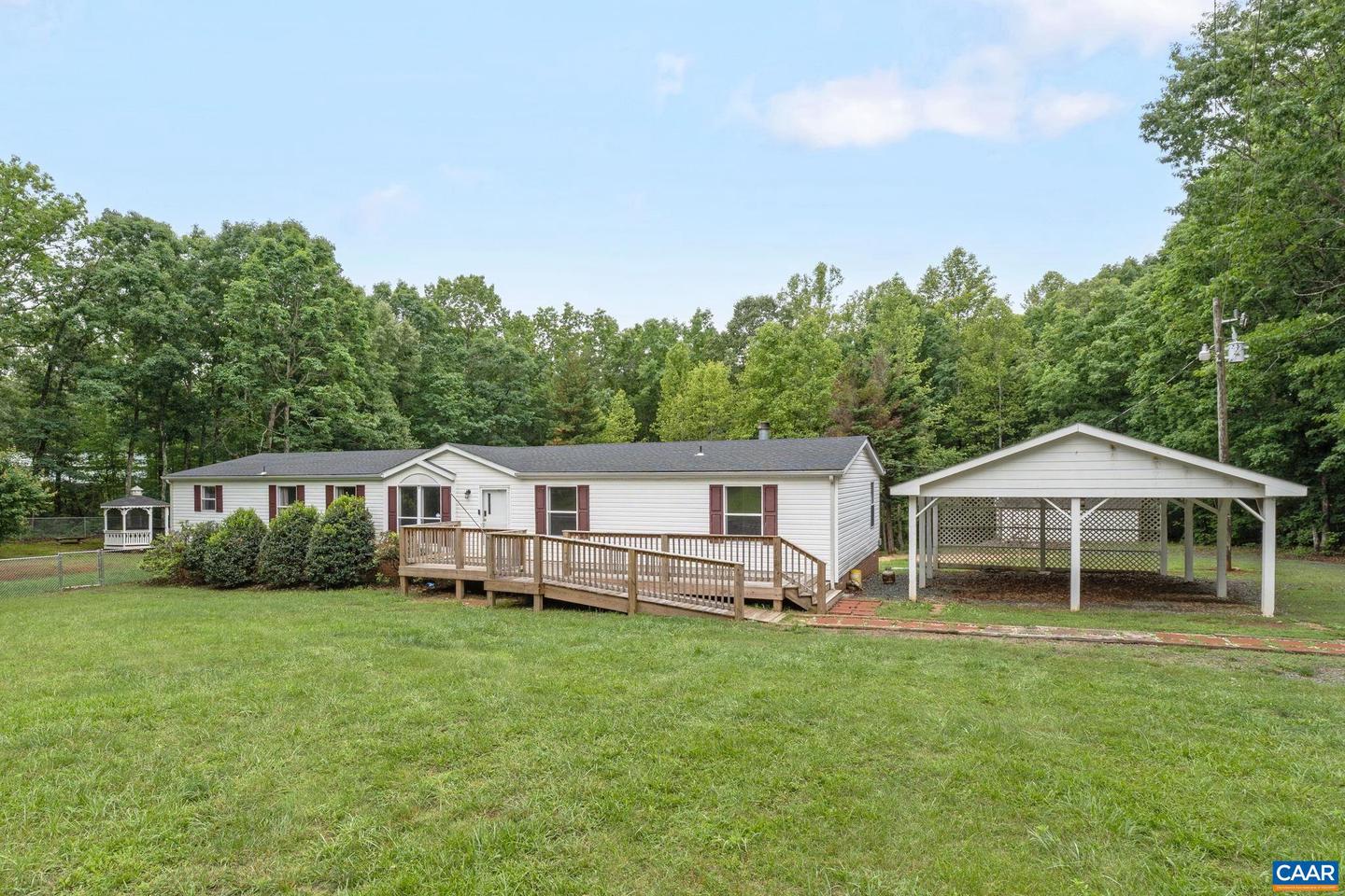 82 TABSCOTT RD, KENTS STORE, Virginia 23084, 3 Bedrooms Bedrooms, ,2 BathroomsBathrooms,Residential,For sale,82 TABSCOTT RD,665214 MLS # 665214
