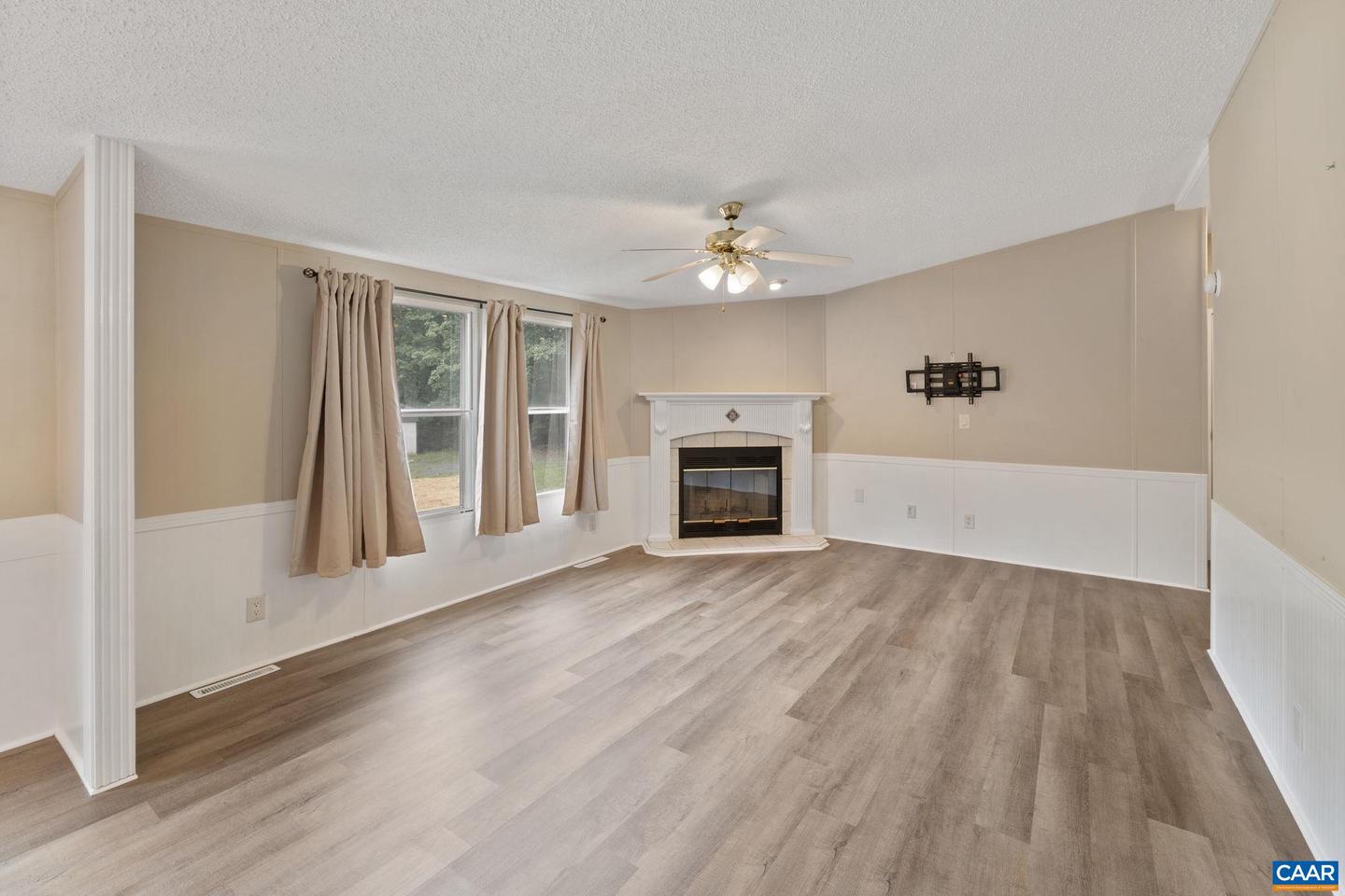 82 TABSCOTT RD, KENTS STORE, Virginia 23084, 3 Bedrooms Bedrooms, ,2 BathroomsBathrooms,Residential,For sale,82 TABSCOTT RD,665214 MLS # 665214