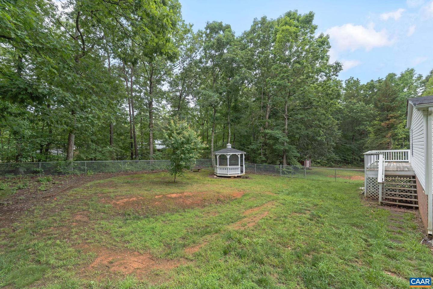 82 TABSCOTT RD, KENTS STORE, Virginia 23084, 3 Bedrooms Bedrooms, ,2 BathroomsBathrooms,Residential,For sale,82 TABSCOTT RD,665214 MLS # 665214