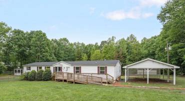 82 TABSCOTT RD, KENTS STORE, Virginia 23084, 3 Bedrooms Bedrooms, ,2 BathroomsBathrooms,Residential,For sale,82 TABSCOTT RD,665214 MLS # 665214