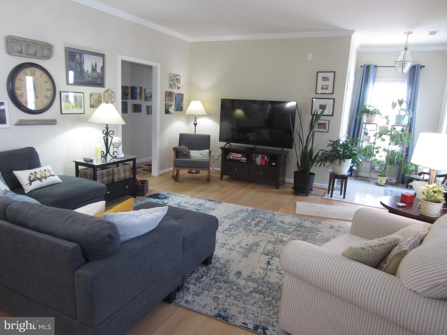 11200 N SCOTTWOOD LN, FREDERICKSBURG, Virginia 22407, 2 Bedrooms Bedrooms, 9 Rooms Rooms,2 BathroomsBathrooms,Residential,For sale,11200 N SCOTTWOOD LN,VASP2033592 MLS # VASP2033592