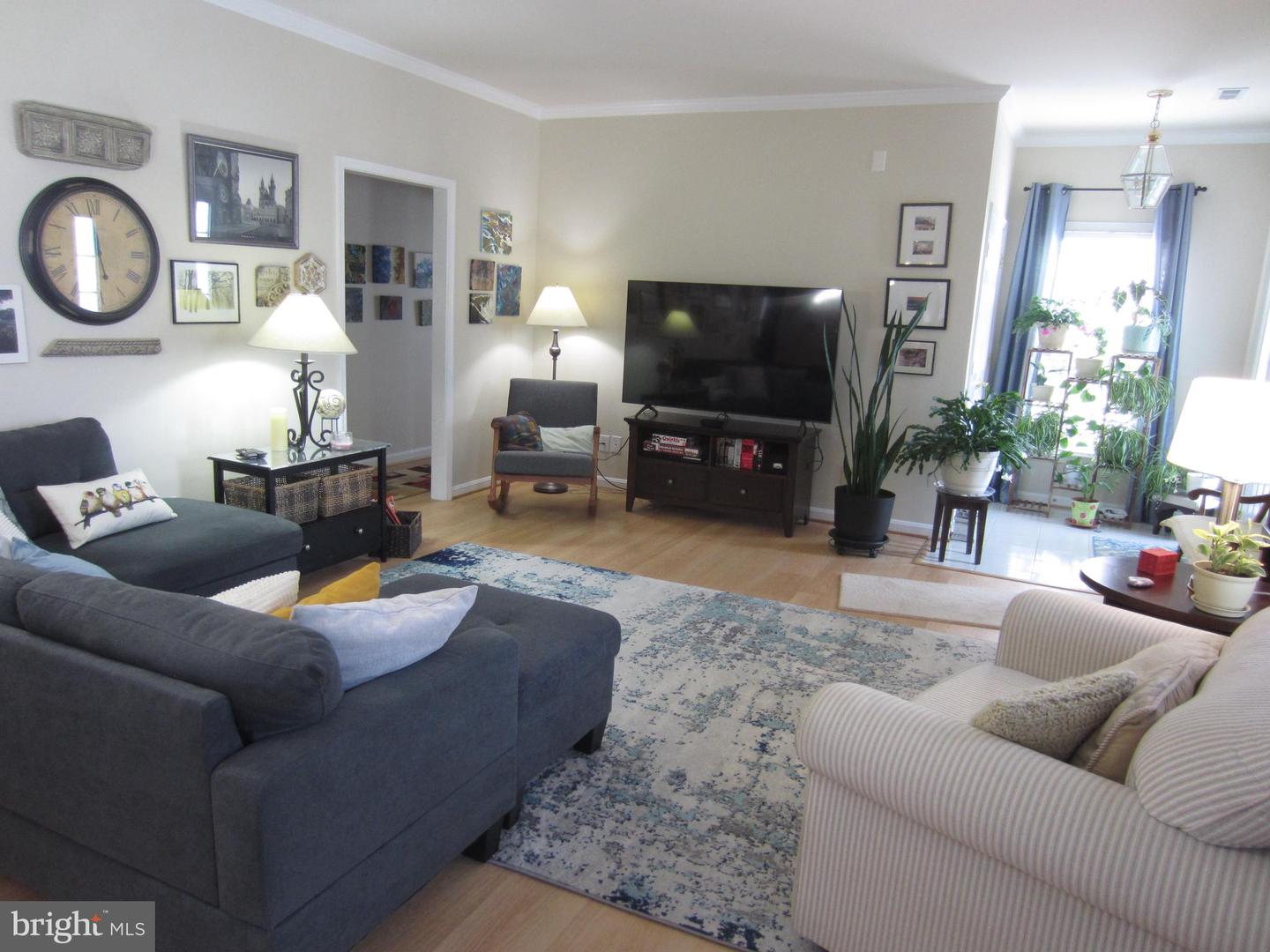 11200 N SCOTTWOOD LN, FREDERICKSBURG, Virginia 22407, 2 Bedrooms Bedrooms, 9 Rooms Rooms,2 BathroomsBathrooms,Residential,For sale,11200 N SCOTTWOOD LN,VASP2033592 MLS # VASP2033592