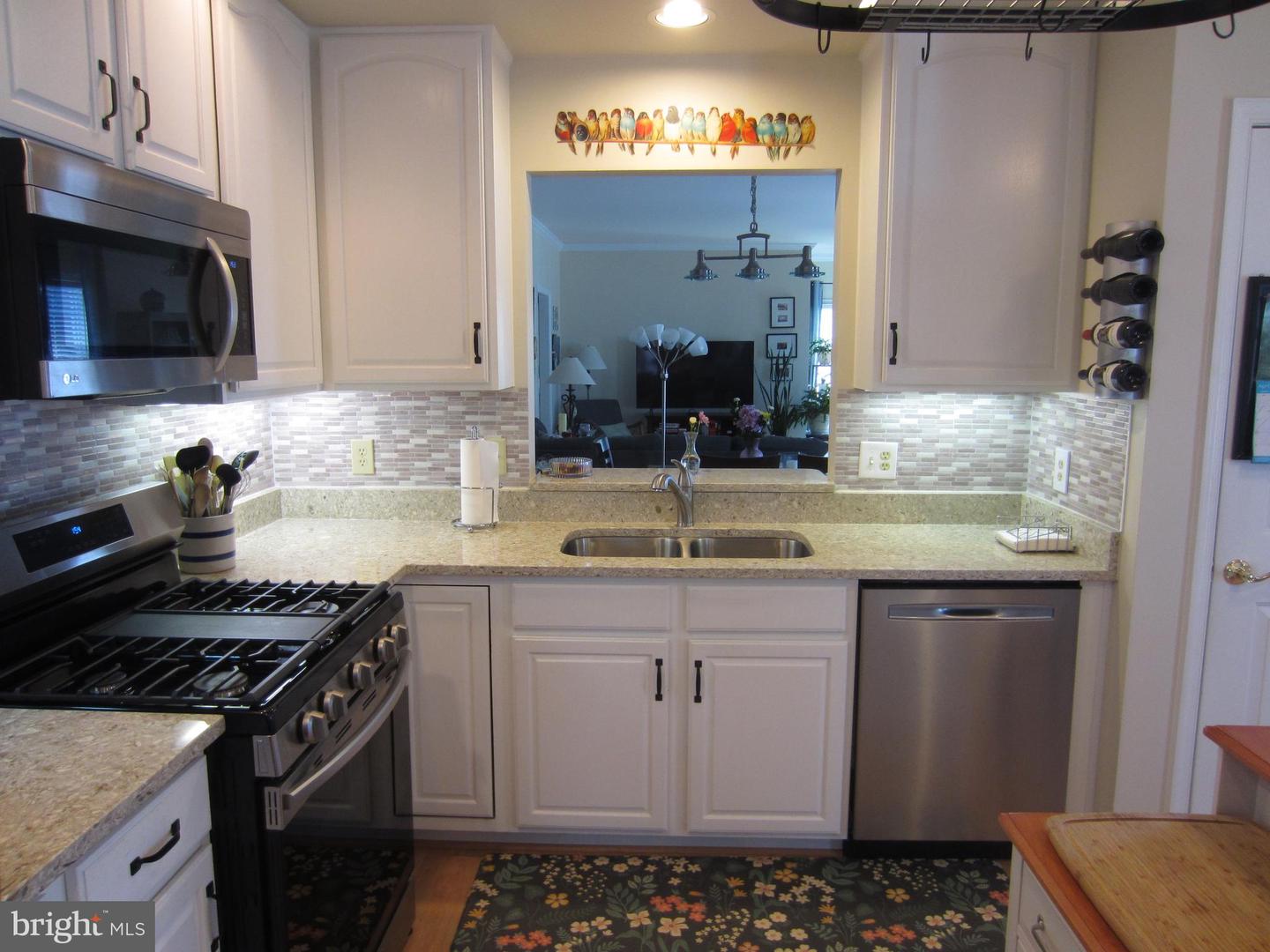11200 N SCOTTWOOD LN, FREDERICKSBURG, Virginia 22407, 2 Bedrooms Bedrooms, 9 Rooms Rooms,2 BathroomsBathrooms,Residential,For sale,11200 N SCOTTWOOD LN,VASP2033592 MLS # VASP2033592
