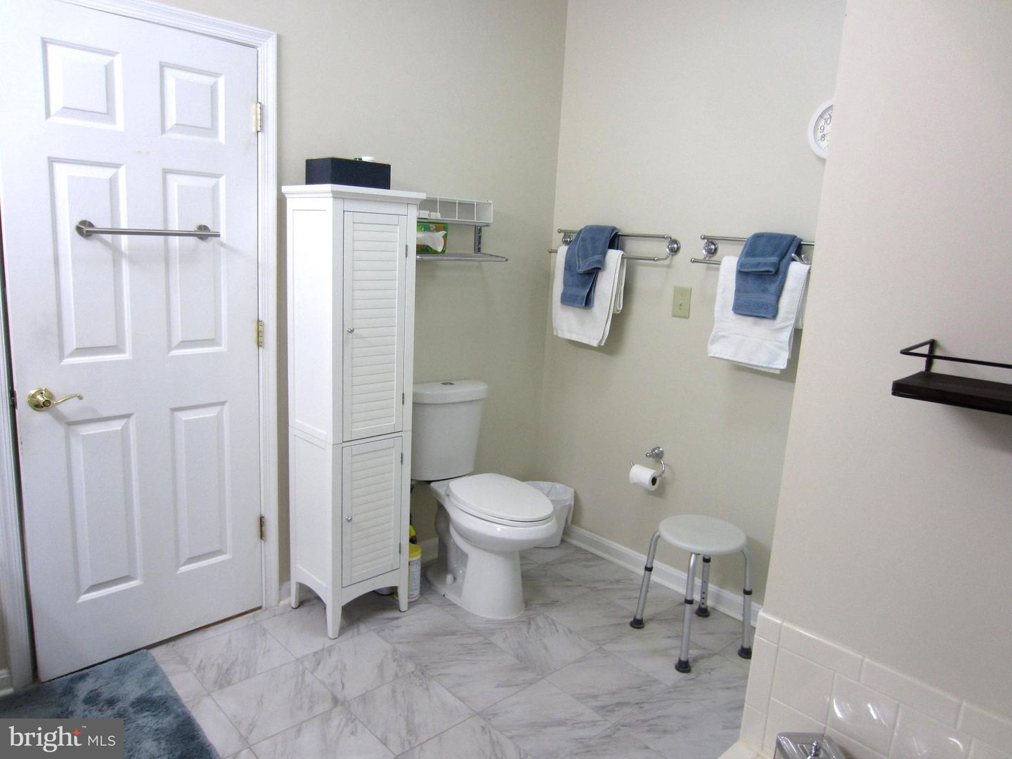 11200 N SCOTTWOOD LN, FREDERICKSBURG, Virginia 22407, 2 Bedrooms Bedrooms, 9 Rooms Rooms,2 BathroomsBathrooms,Residential,For sale,11200 N SCOTTWOOD LN,VASP2033592 MLS # VASP2033592